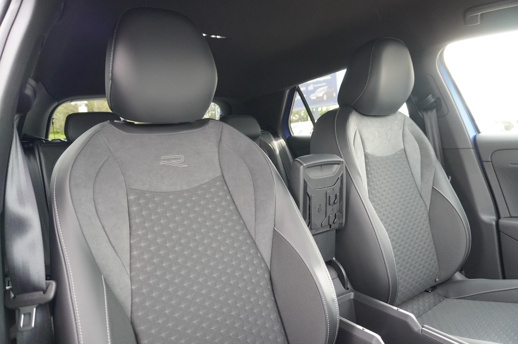 Volkswagen T-Roc 1.5 eTSI 150 R-Line 5dr DSG