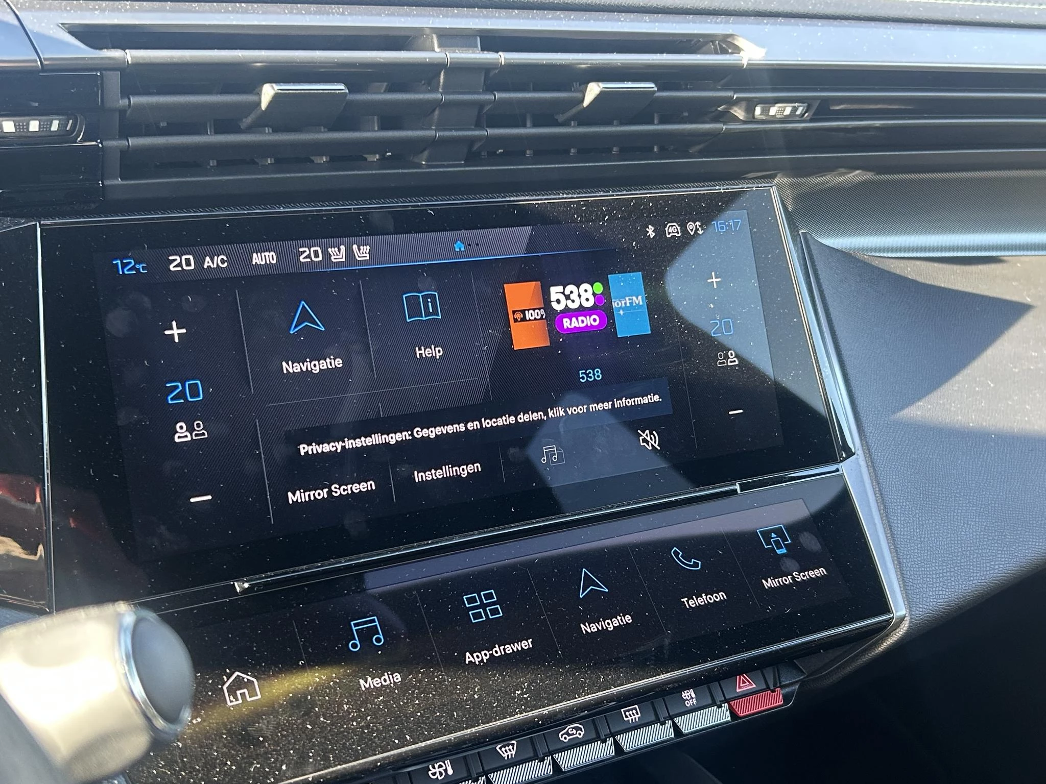 Peugeot-e-308-image-16