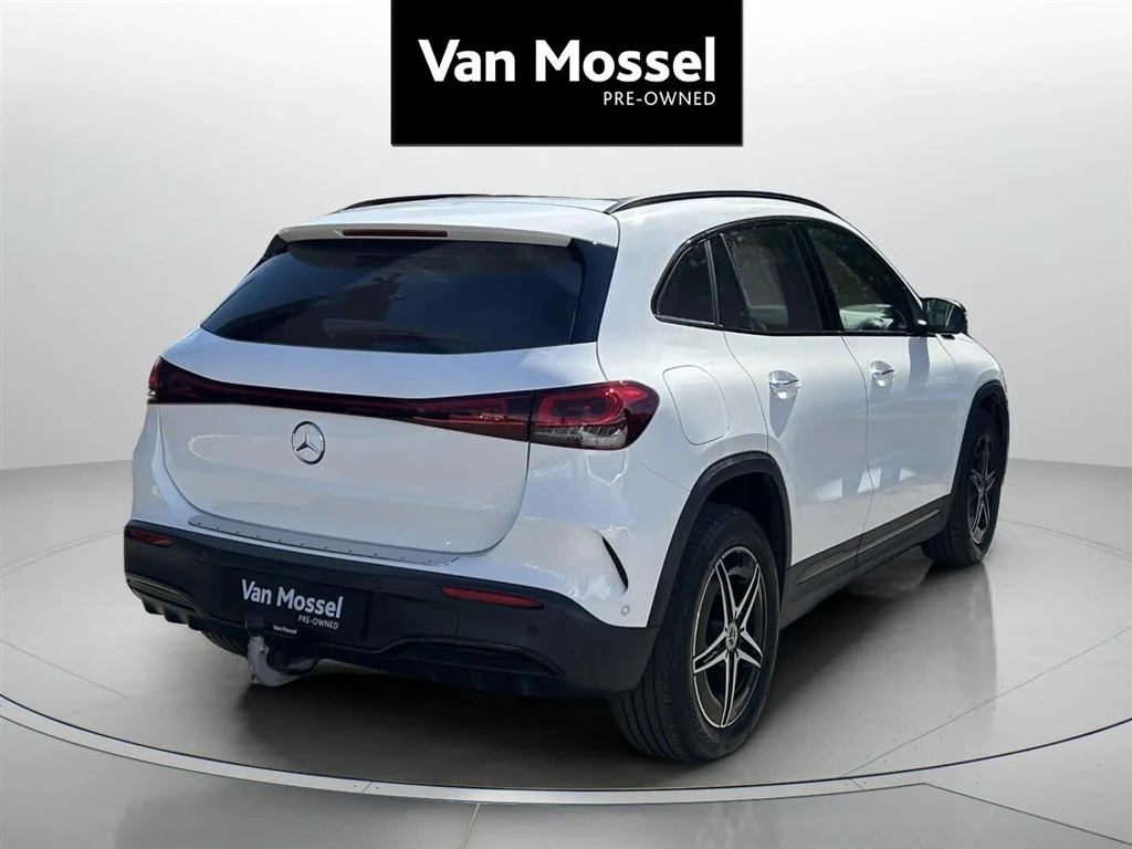 Mercedes-Benz-EQA-image-4