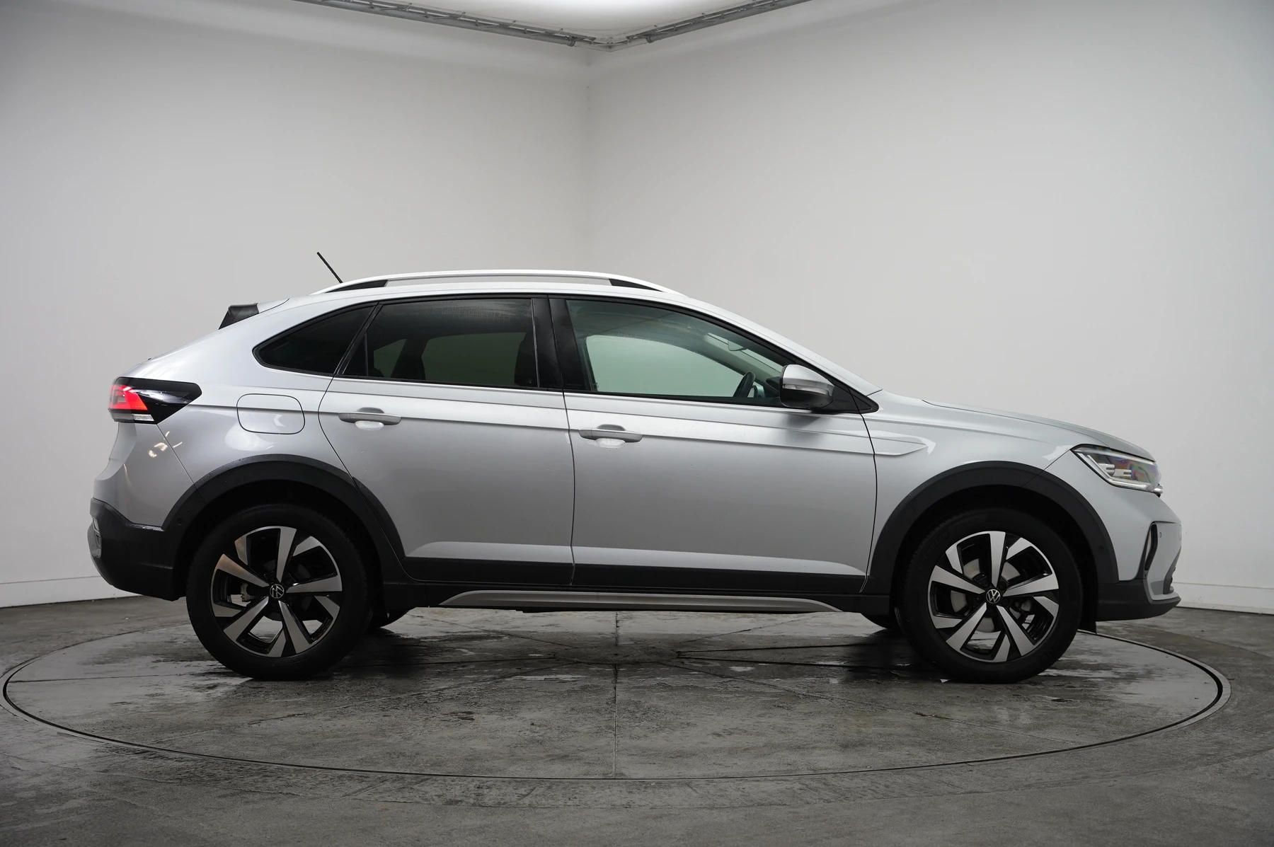 Volkswagen-Taigo-image-3