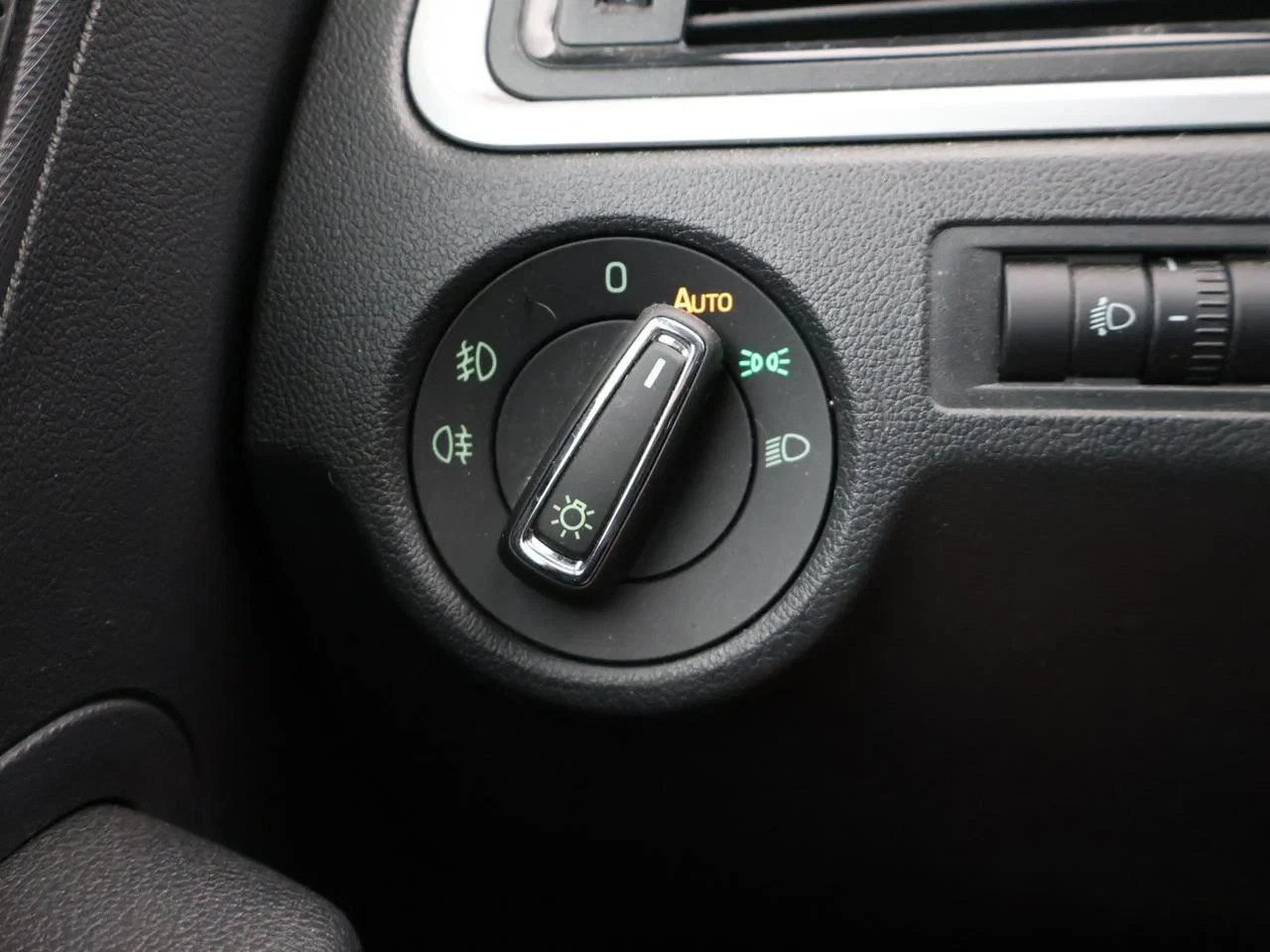 Škoda-Rapid-image-9