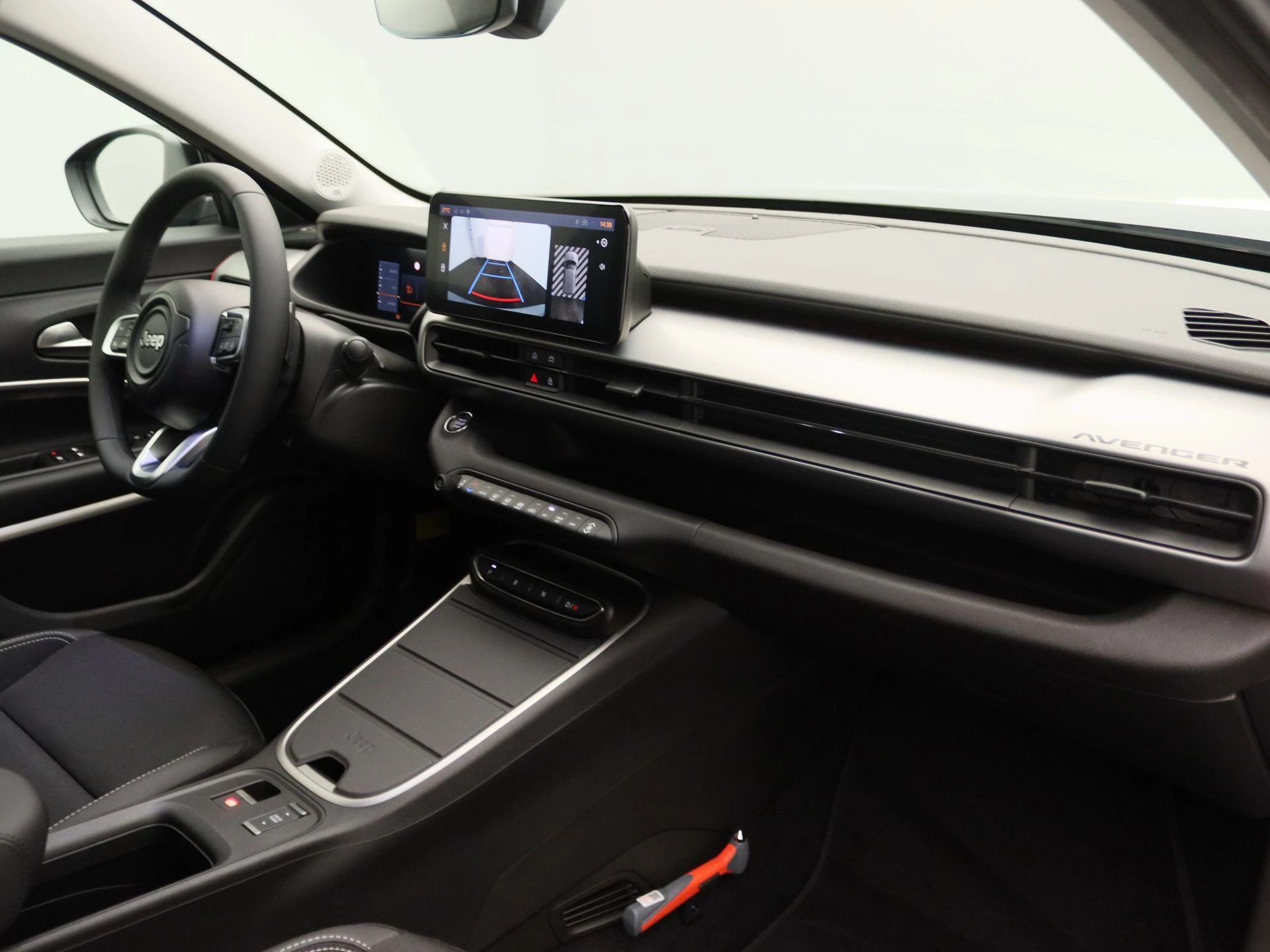 Jeep Avenger 1.2 e-Hybrid Summit