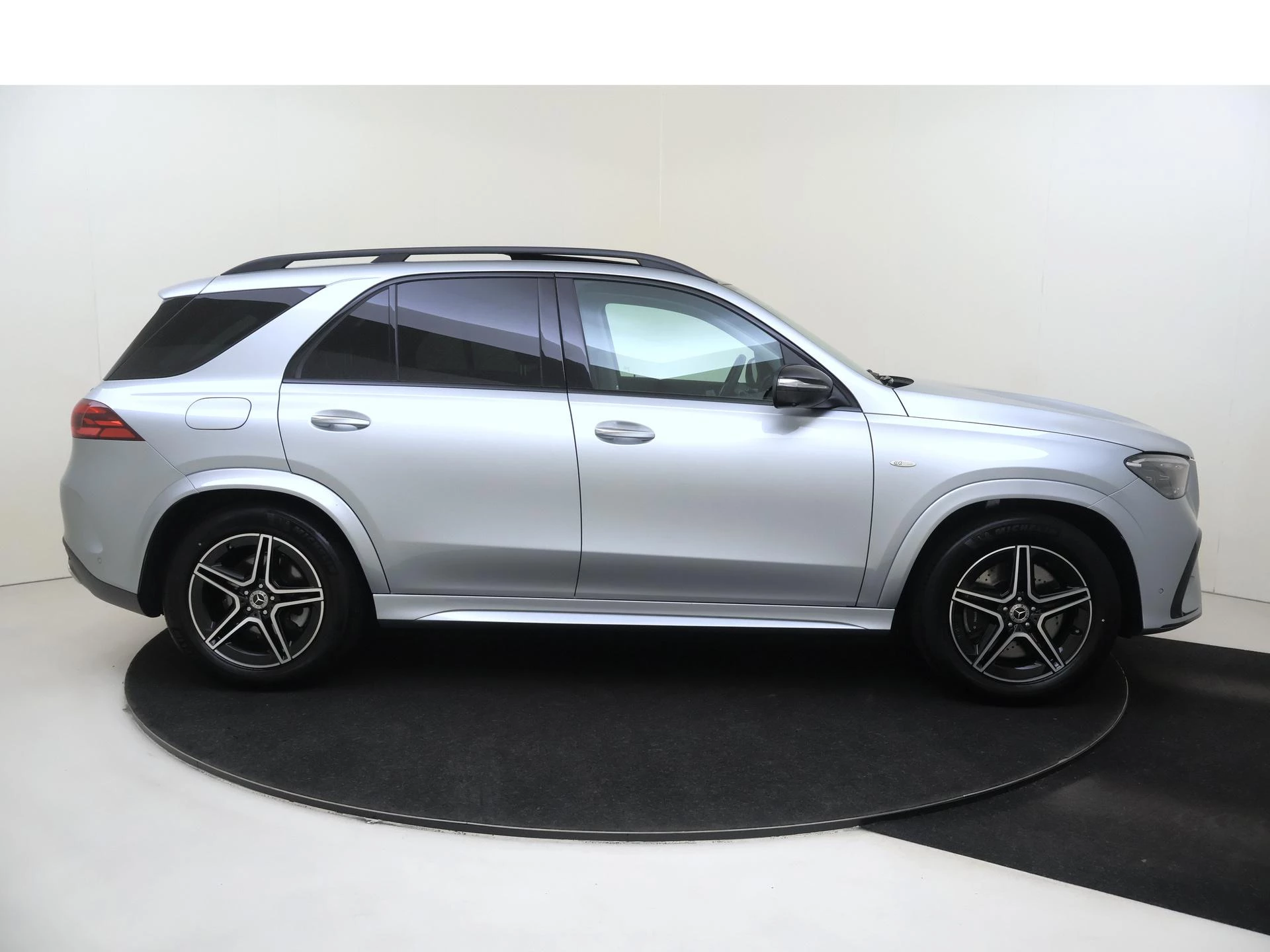 Mercedes-Benz GLE 400 e 4MATIC AMG Line