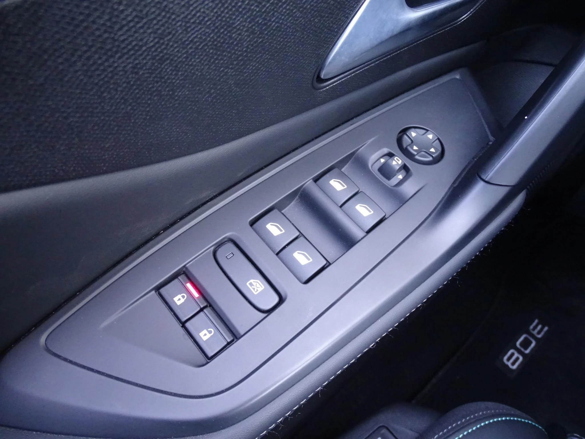 Peugeot-308-image-22