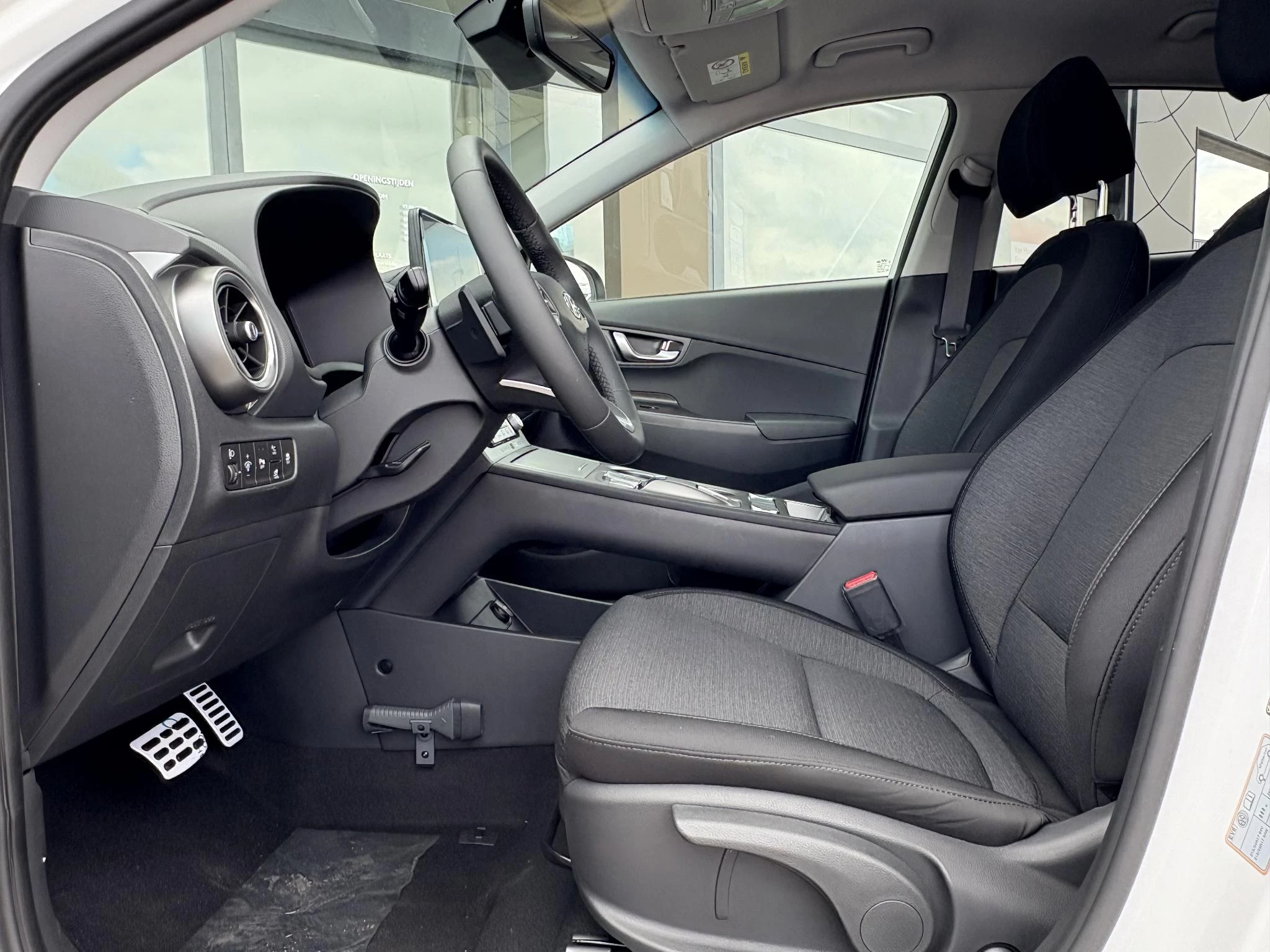 Hyundai-Kona-image-8