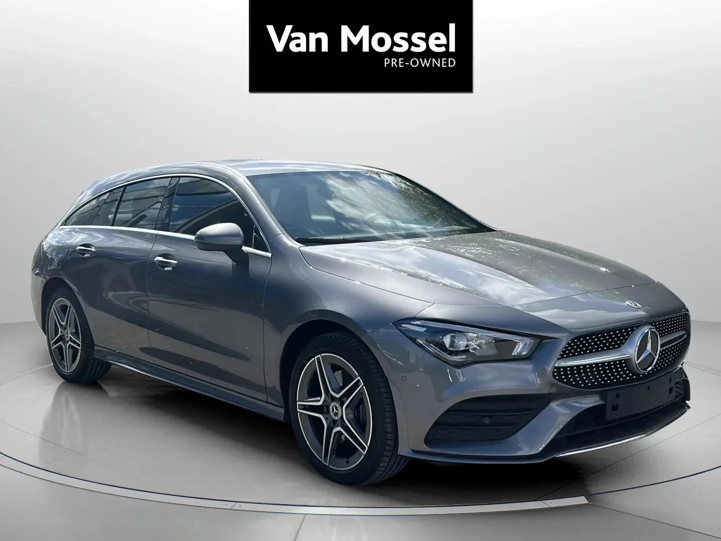 Mercedes-Benz-CLA-image-2