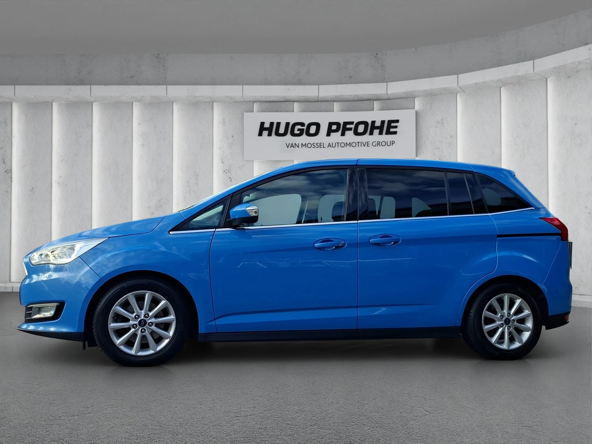 Ford-Grand C-Max-image-1