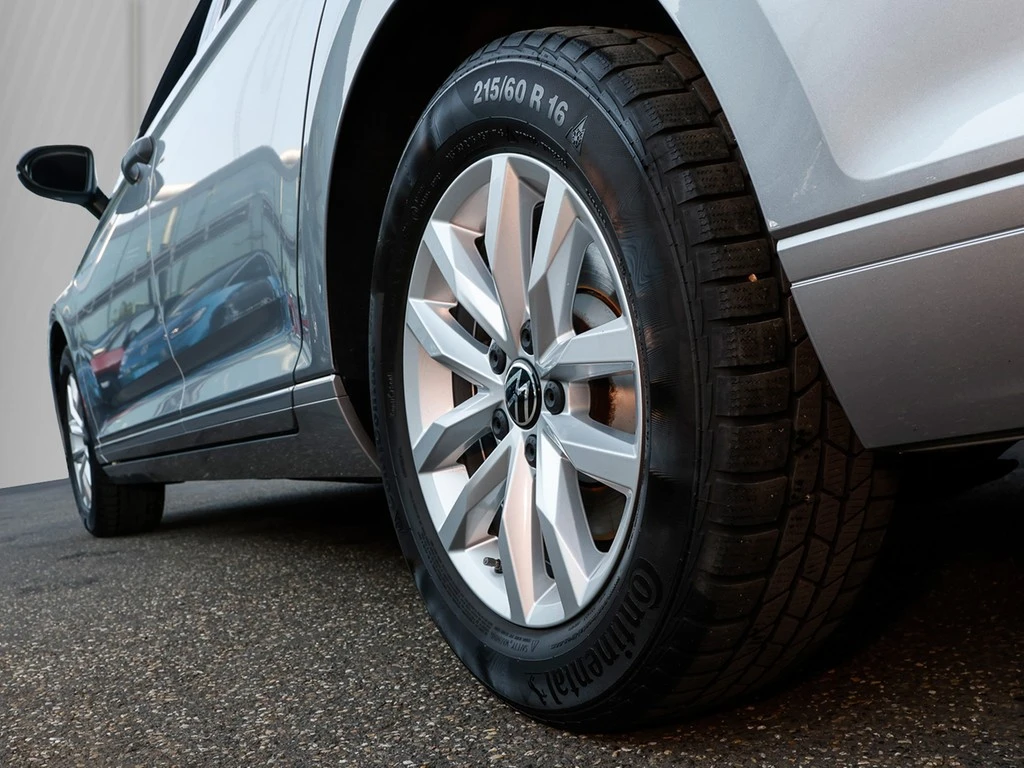 Volkswagen-Passat-image-4
