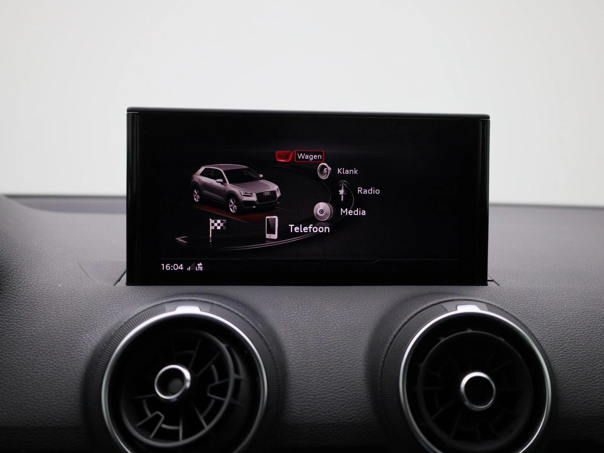 Audi-Q2-image-13