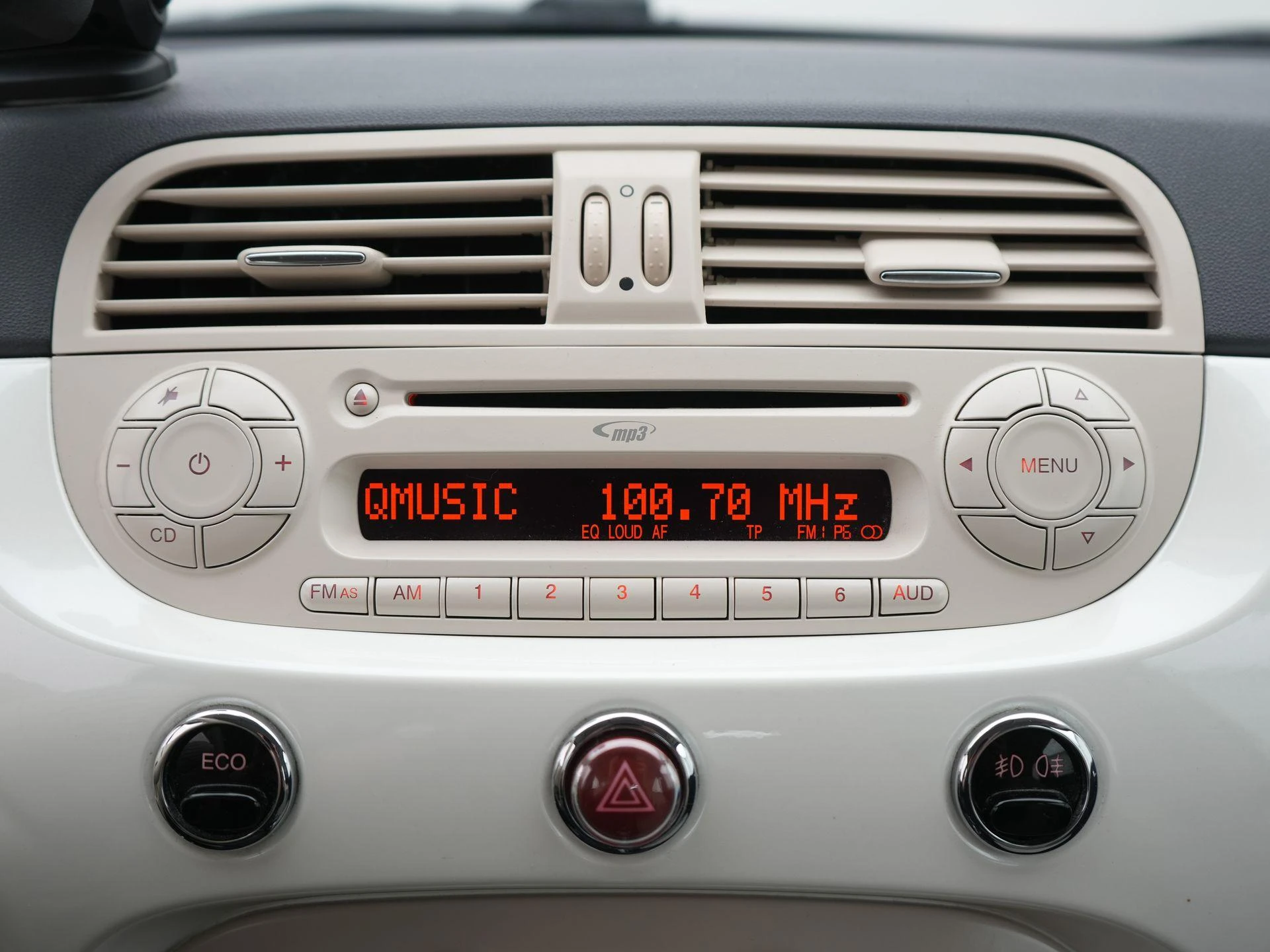 Fiat-500C-image-12