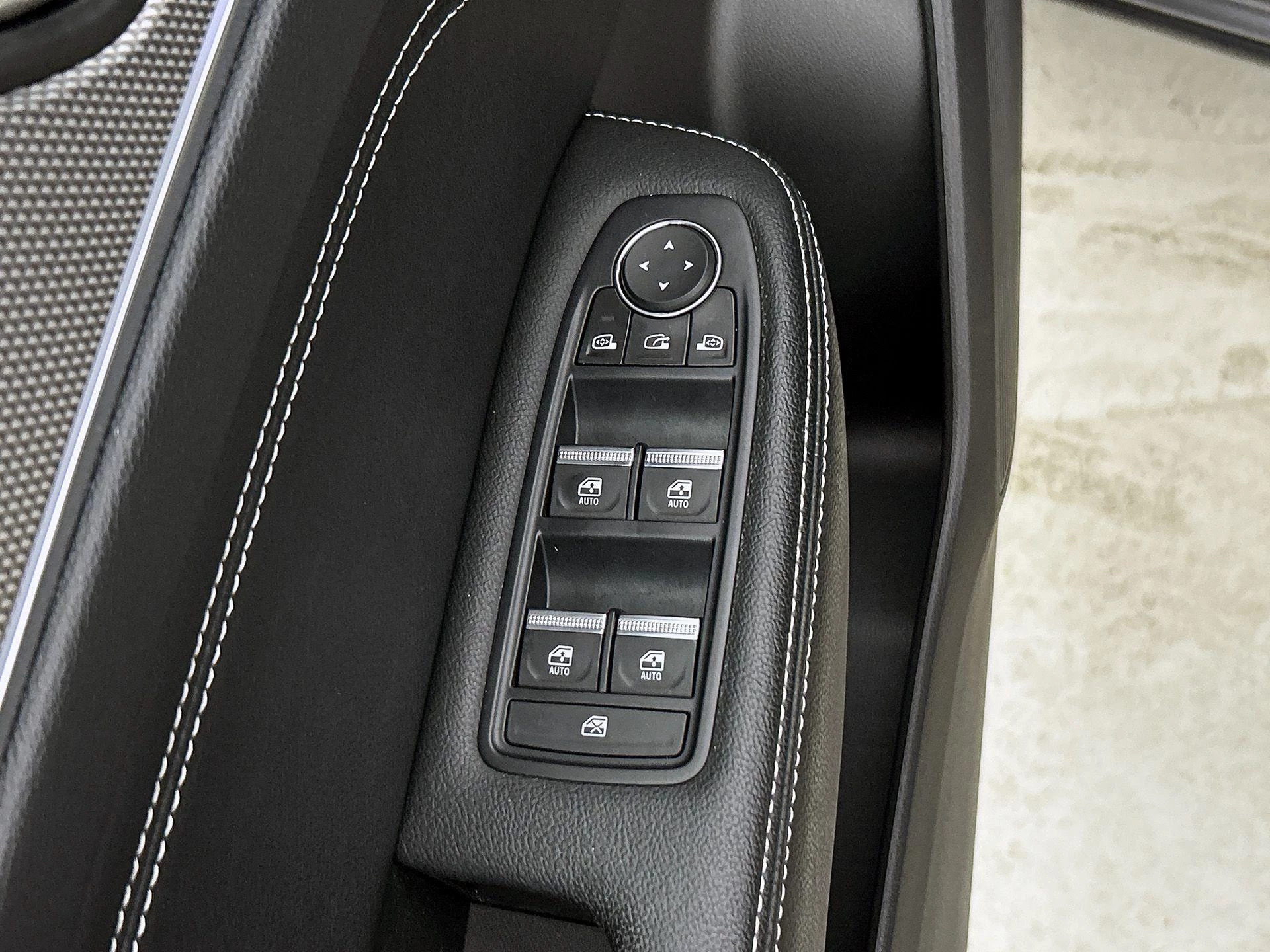 Renault Arkana 1.6 E-Tech Hybrid 145 Intens