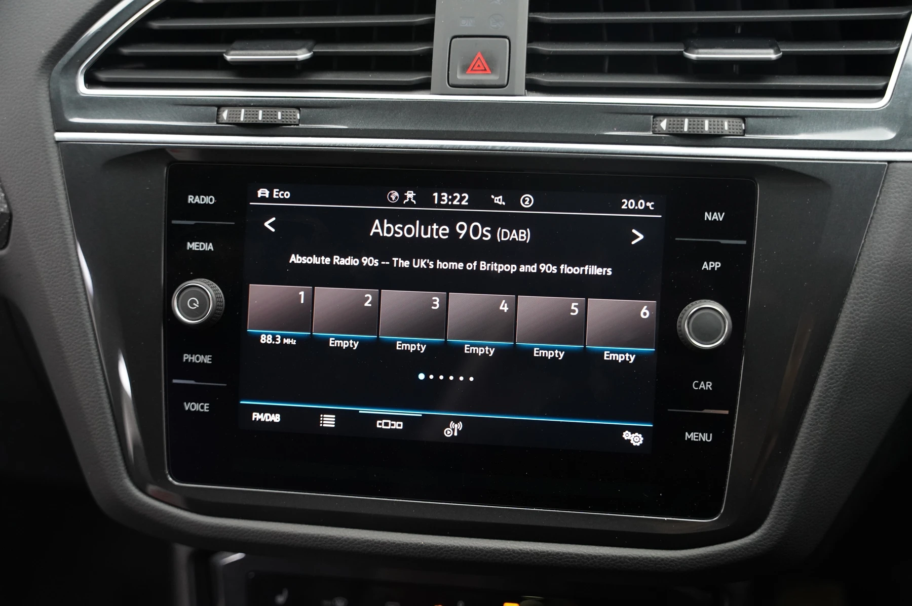 Volkswagen-Tiguan-image-24