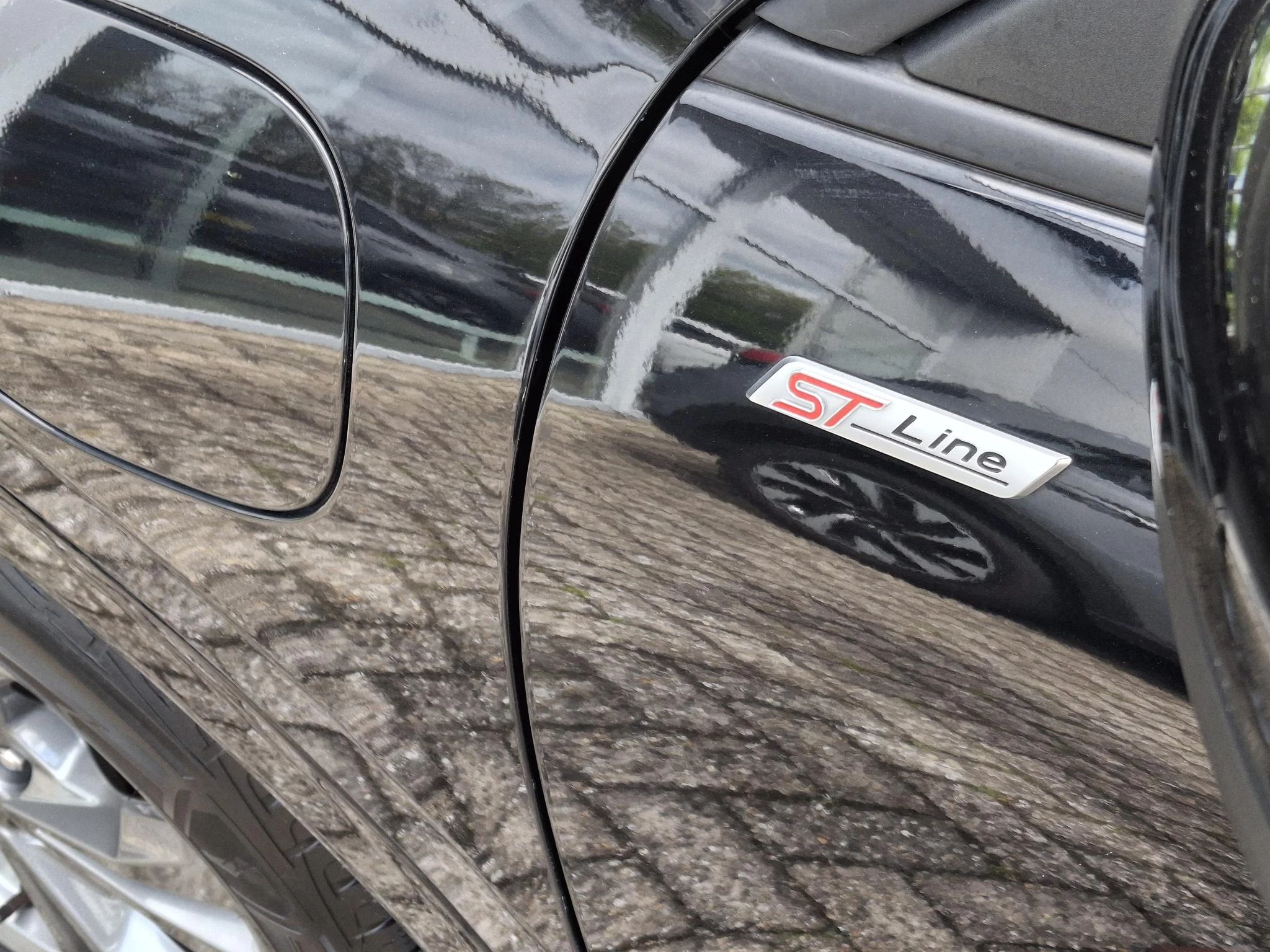Ford-Kuga-image-8