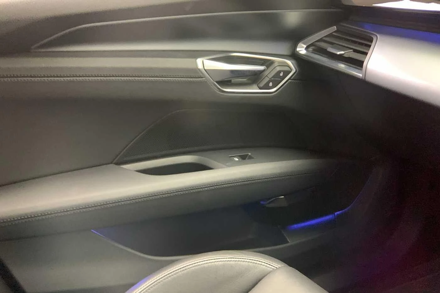 Audi-e-tron-image-14
