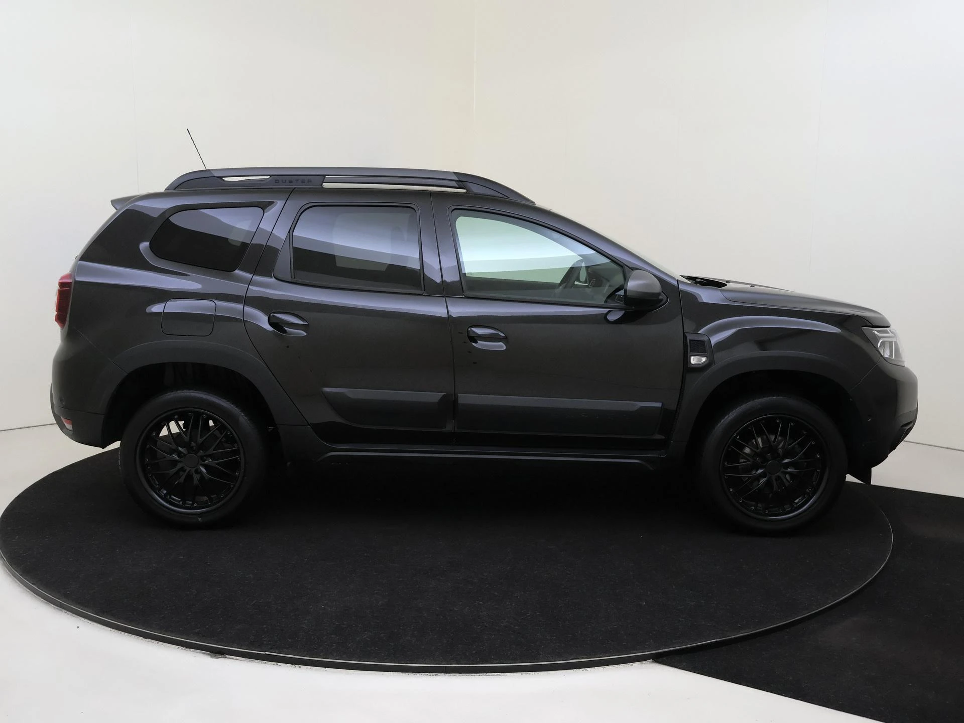 Dacia-Duster-image-8