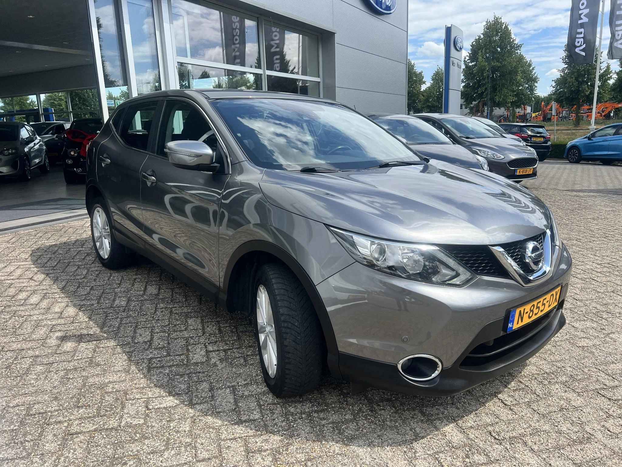 Nissan-QASHQAI-image-6