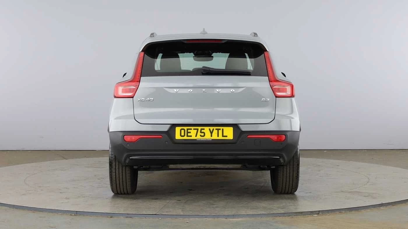 Volvo-XC40-image-3