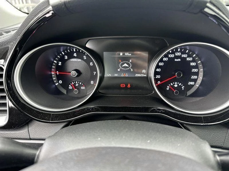 Kia-Ceed Sportswagon-image-9