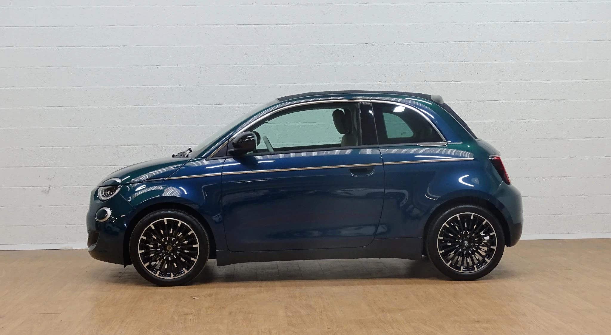 Fiat 500C 1.0 Hybrid LA PRIMA cabrio