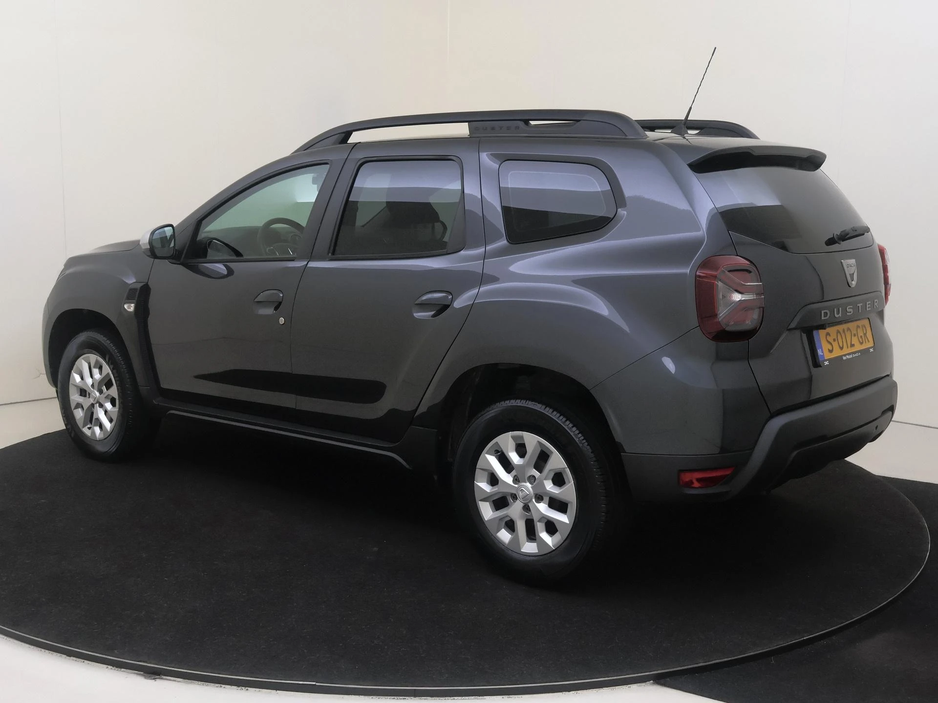 Dacia-Duster-image-2
