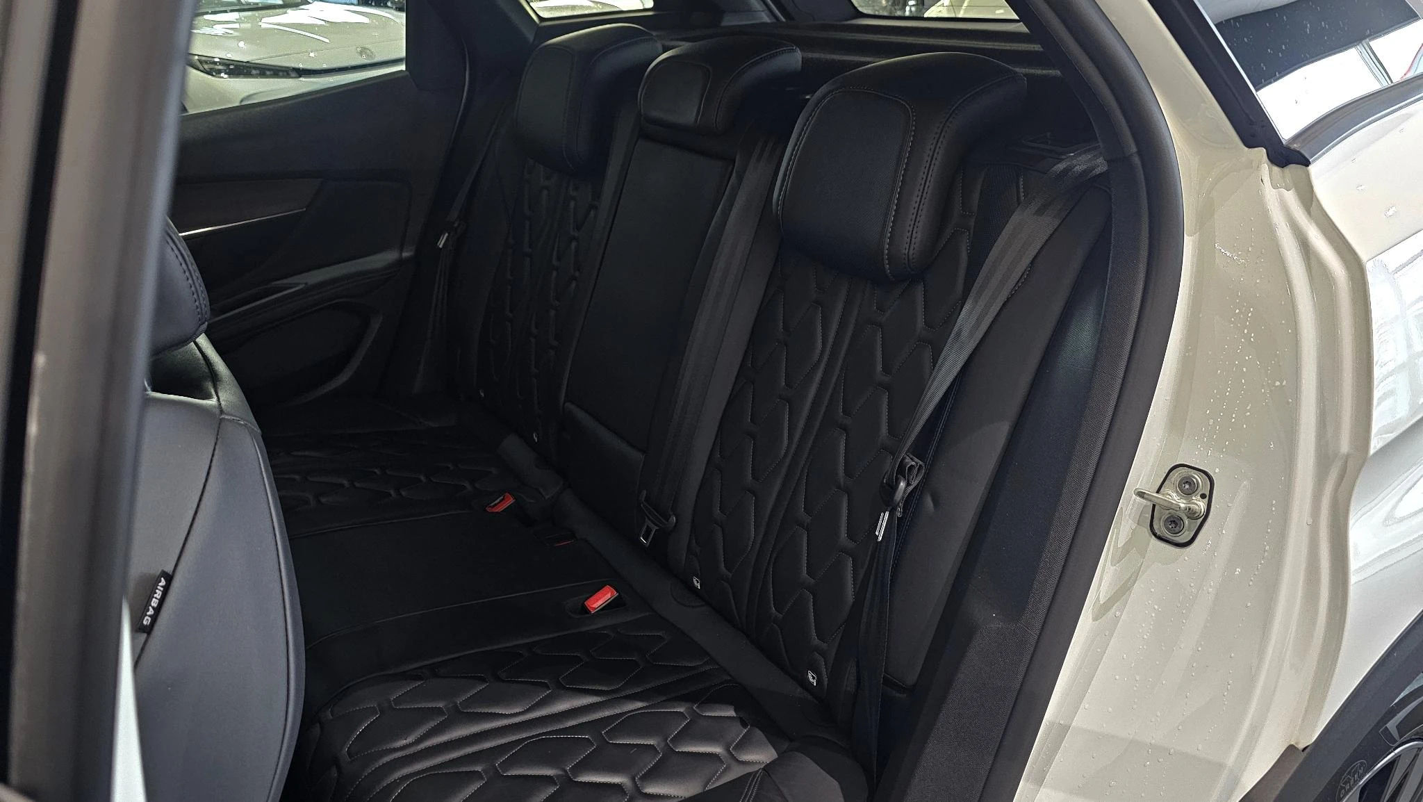 Peugeot-3008-image-12