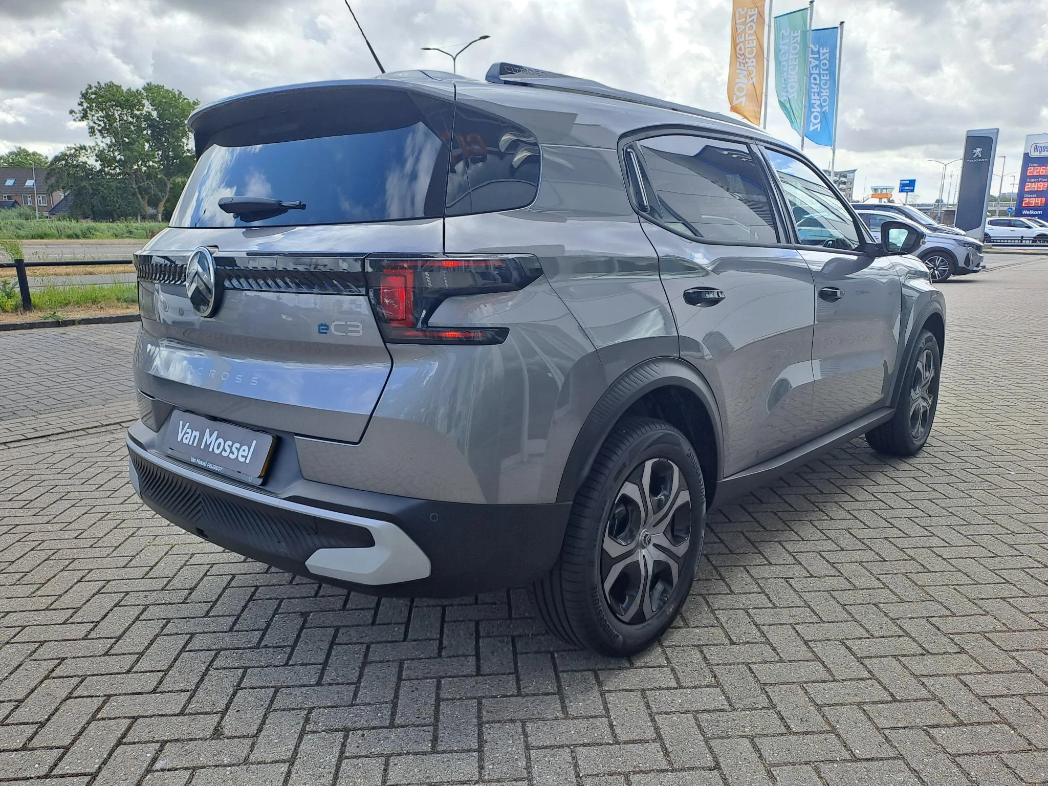 Citroën-ë-C3 Aircross-image-6