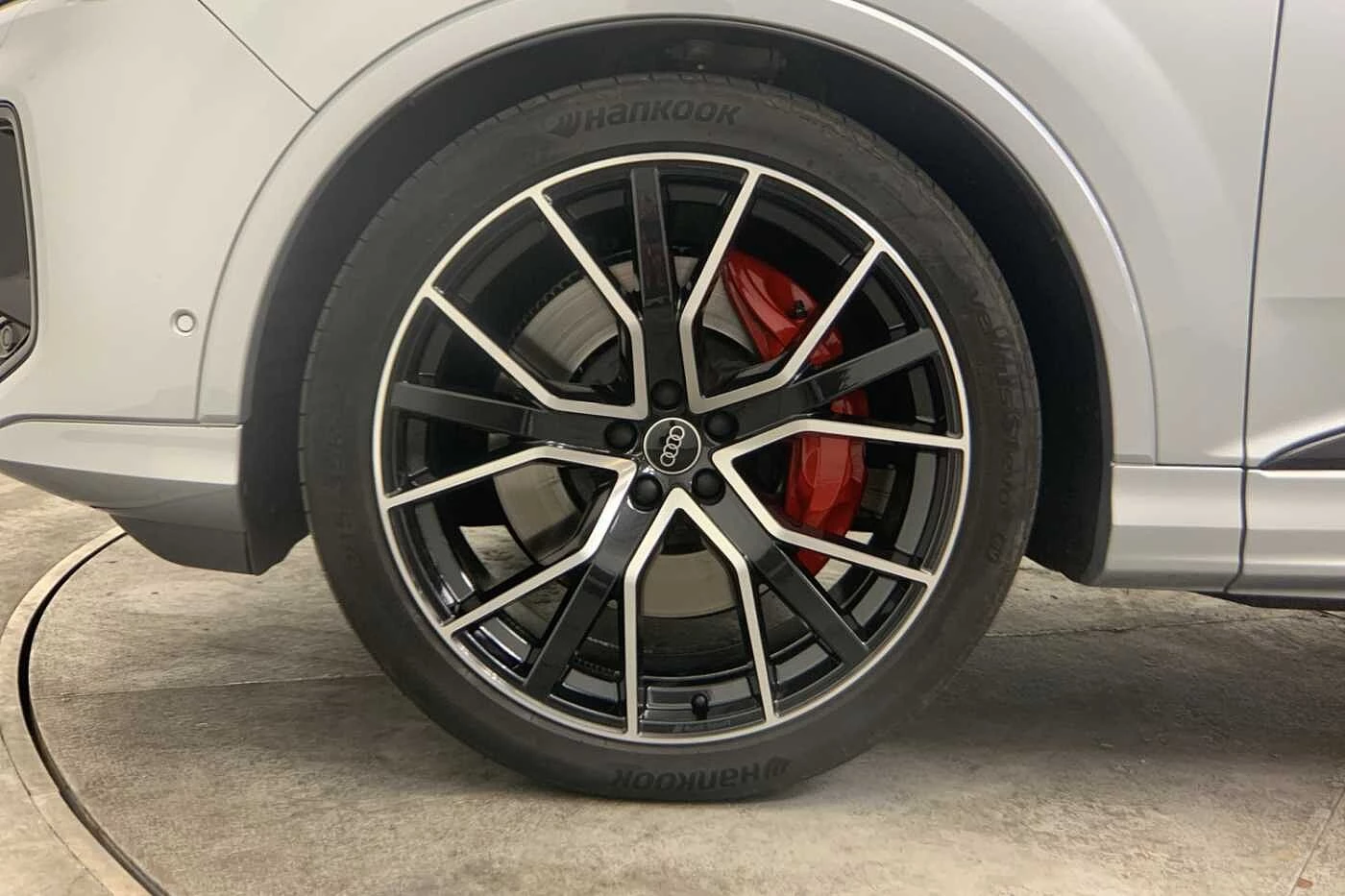 Audi-SQ7-image-4