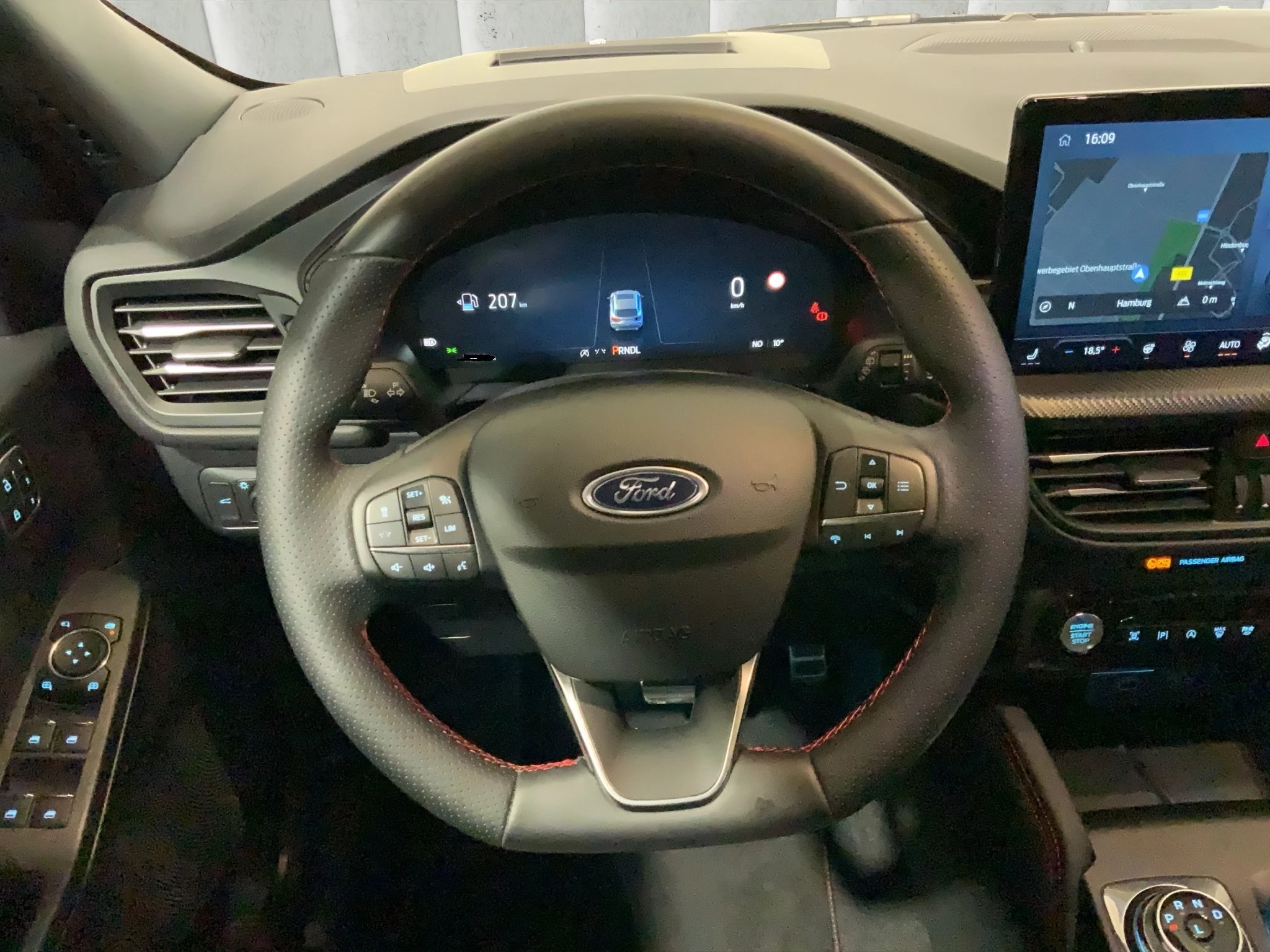 Ford Kuga ST-Line X Aut.*360GRAD*LED-MATRIX*NAVI*GRA*WINTER-PKT.
