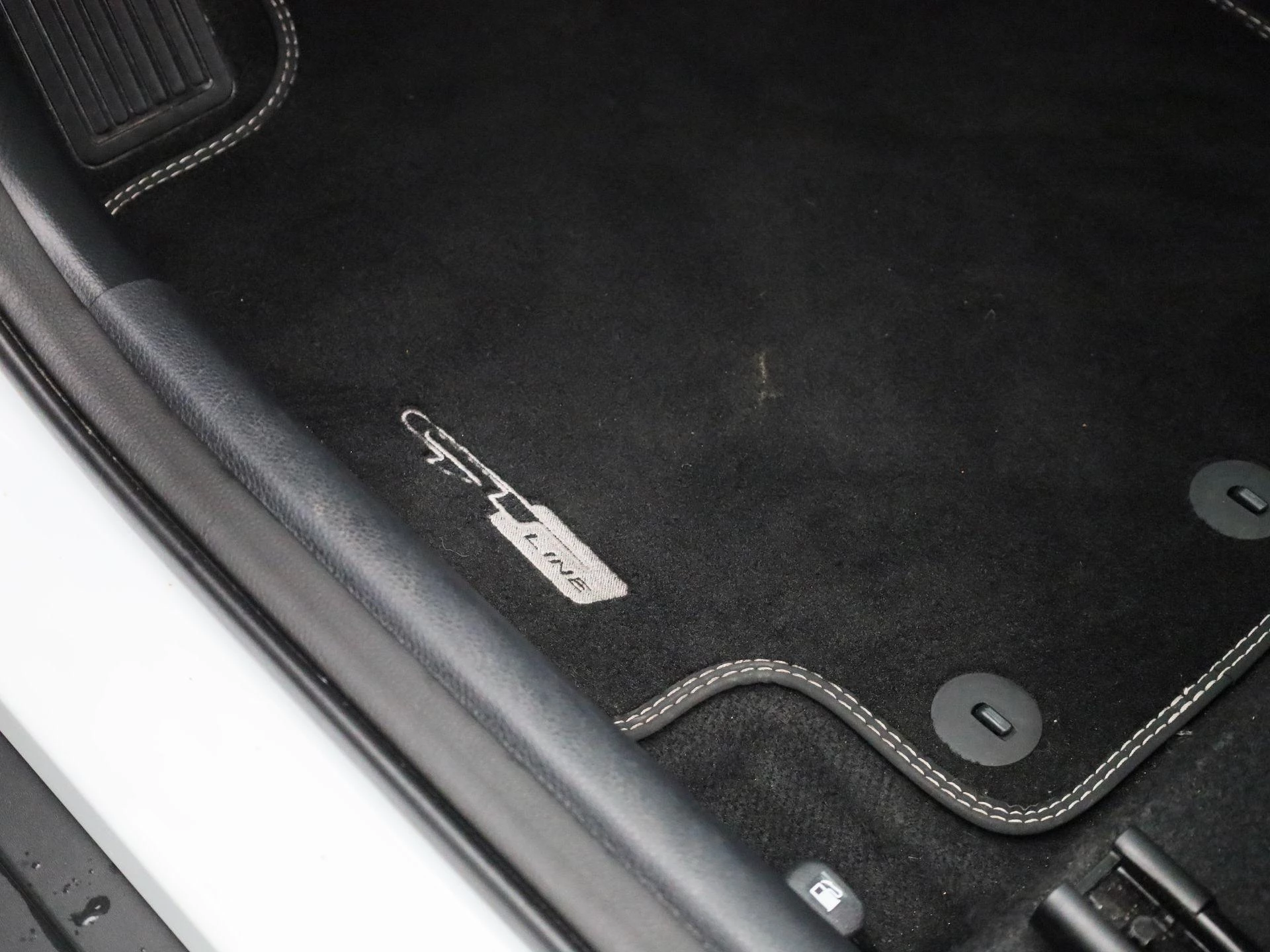 Kia-Stonic-image-32
