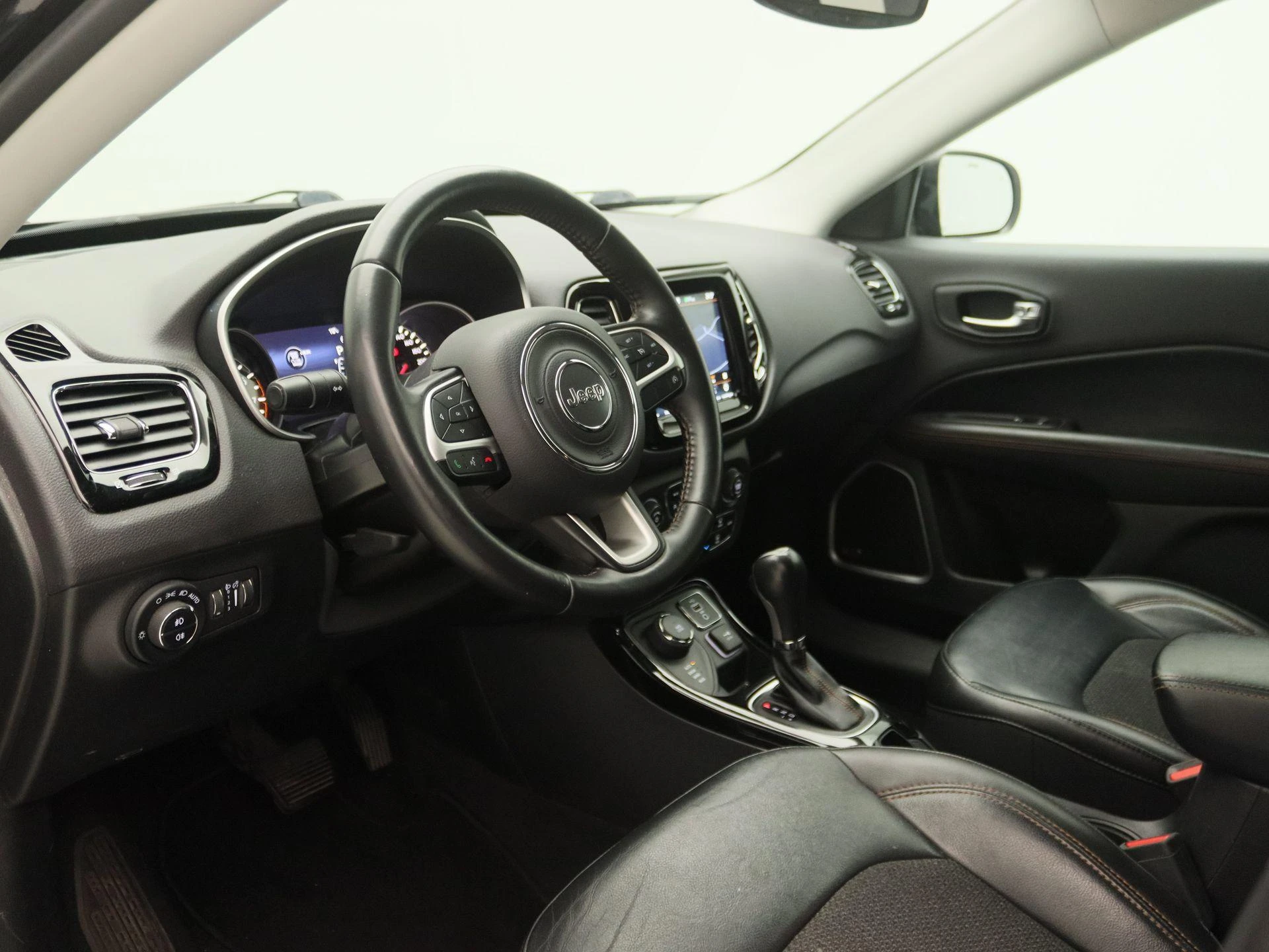 Jeep-Compass-image-21