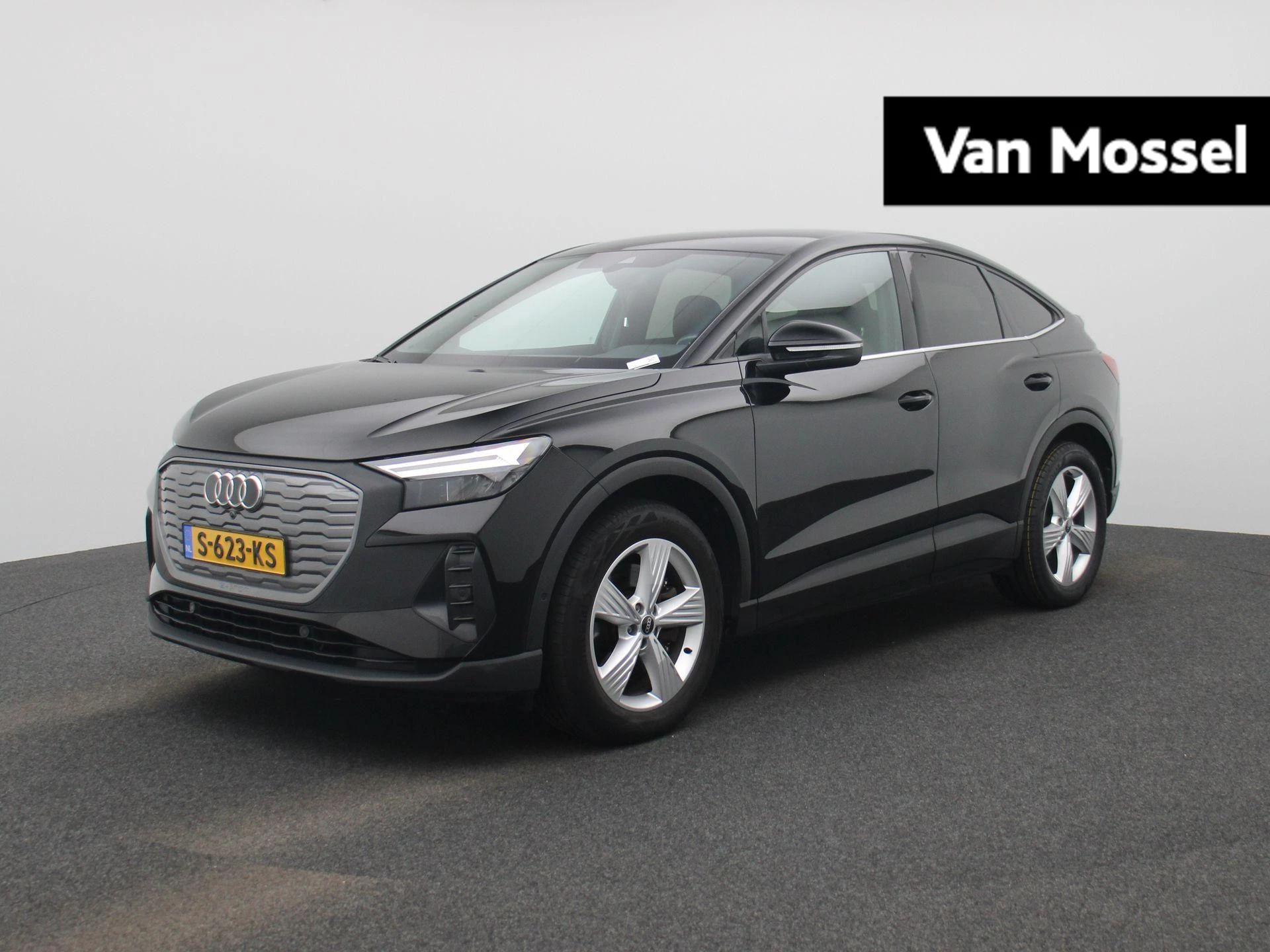 Audi-Q4 Sportback e-tron-image-0
