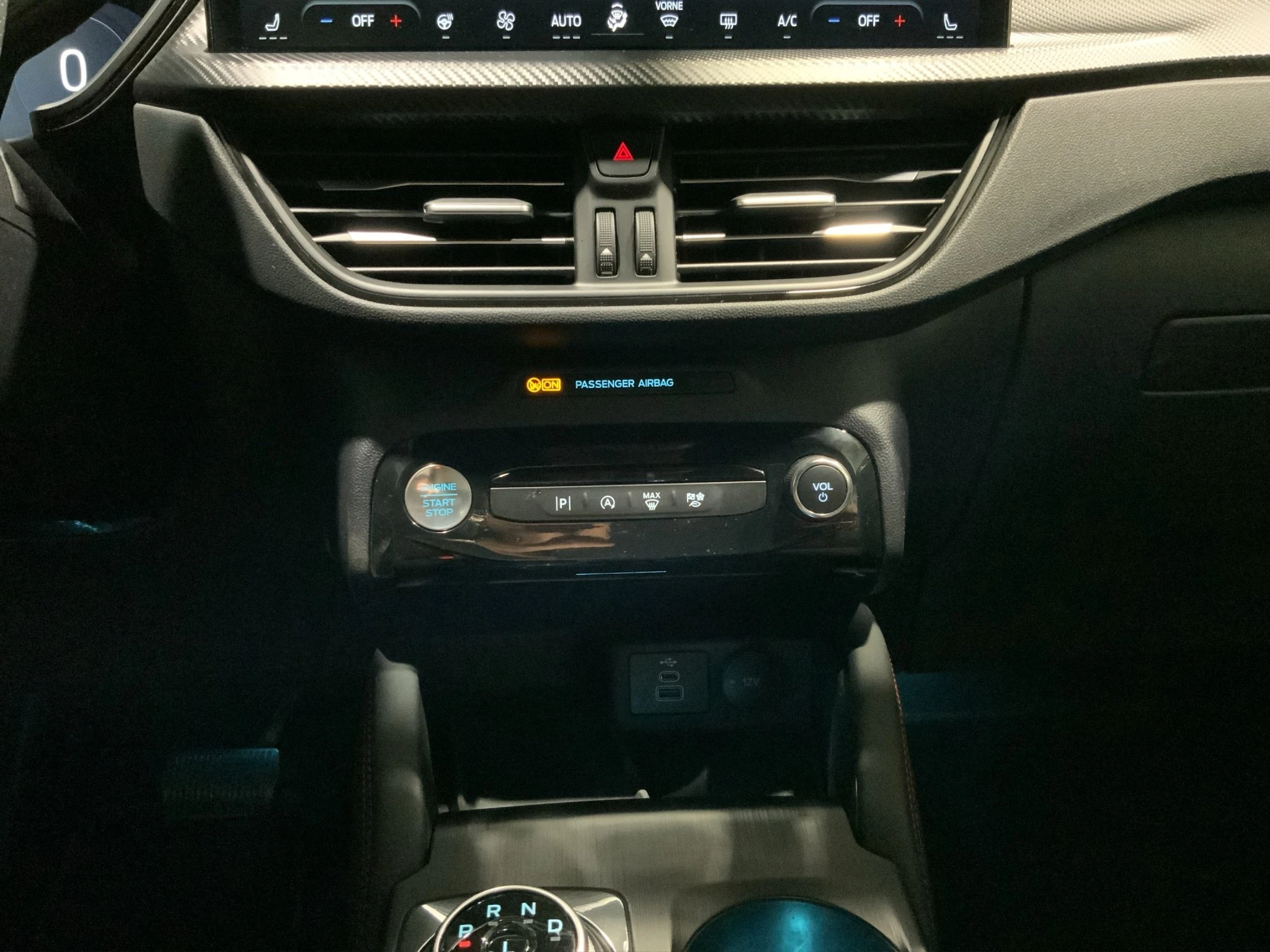 Ford-Kuga-image-13