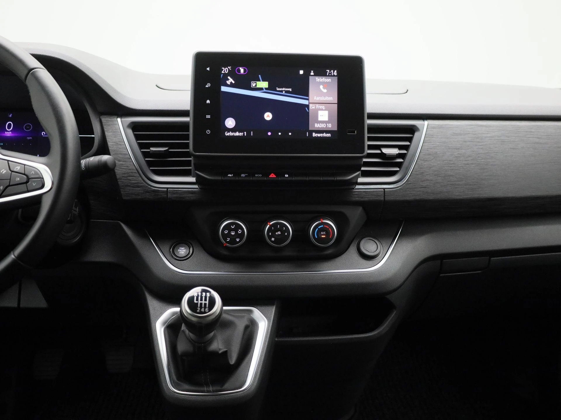 Renault-Trafic-image-8