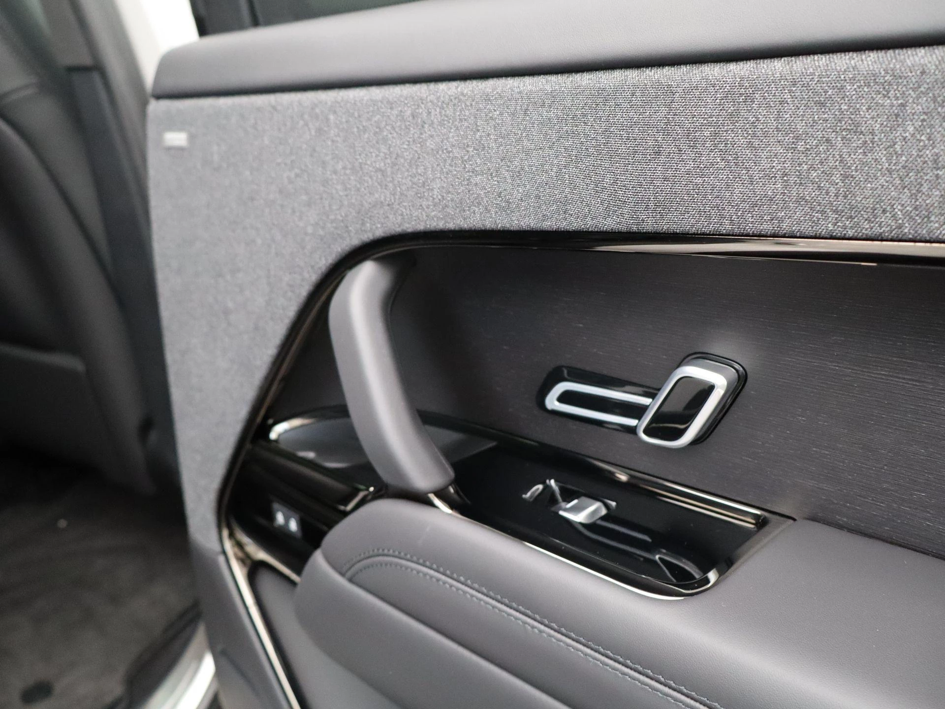 Land Rover-Range Rover Sport-image-37