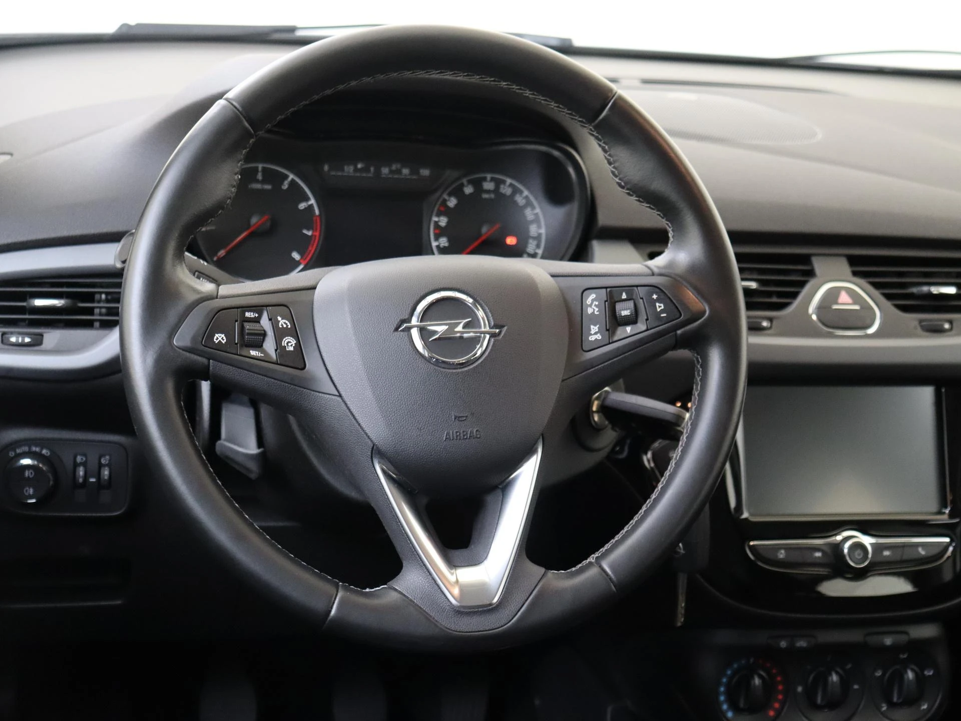 Opel-Corsa-image-9