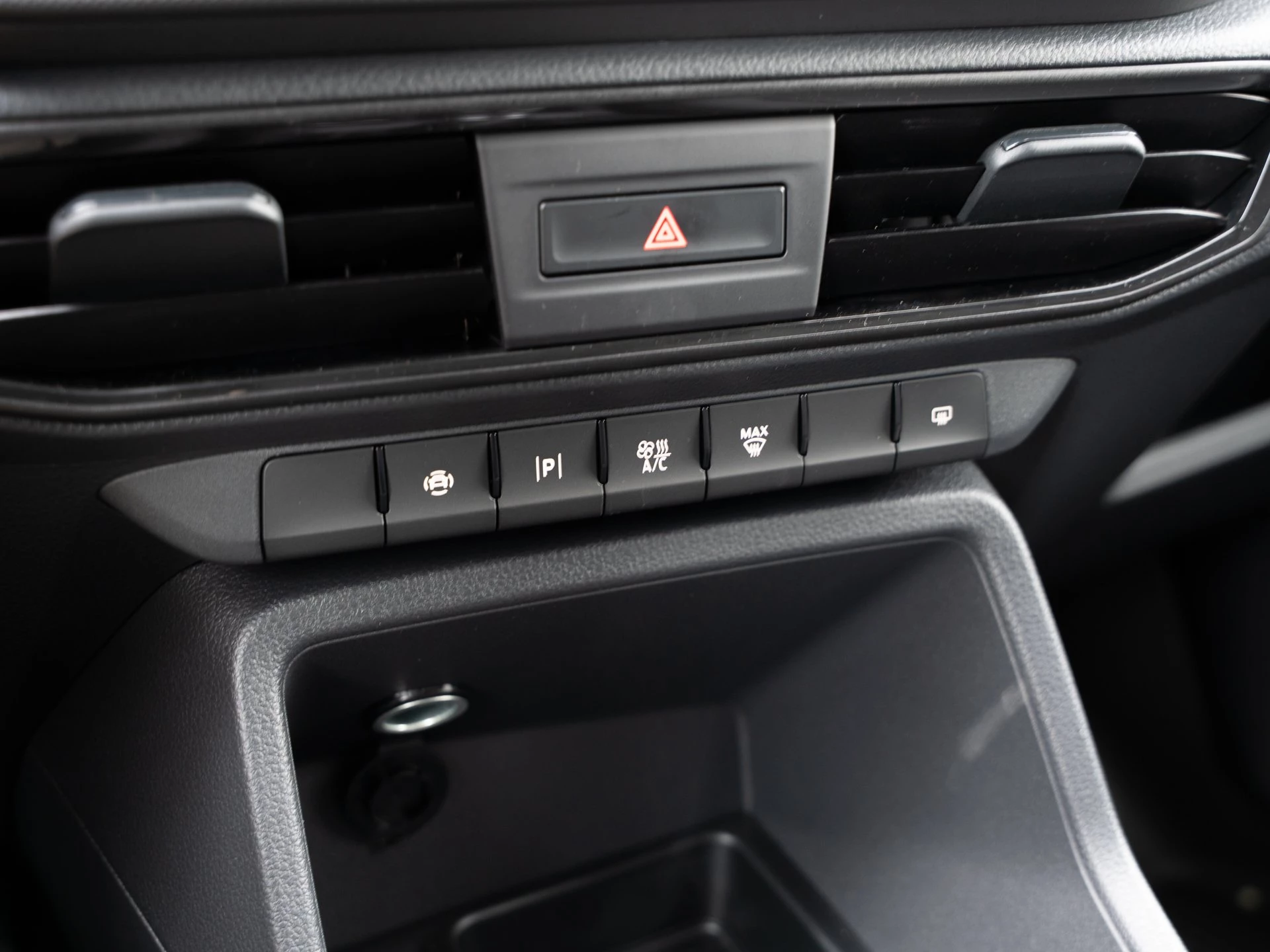 Ford Transit Connect Kastenwagen Trend Kurzer Radstand (L1) 2.0 l Ecoblue . 6-Gang. MJ2024.50