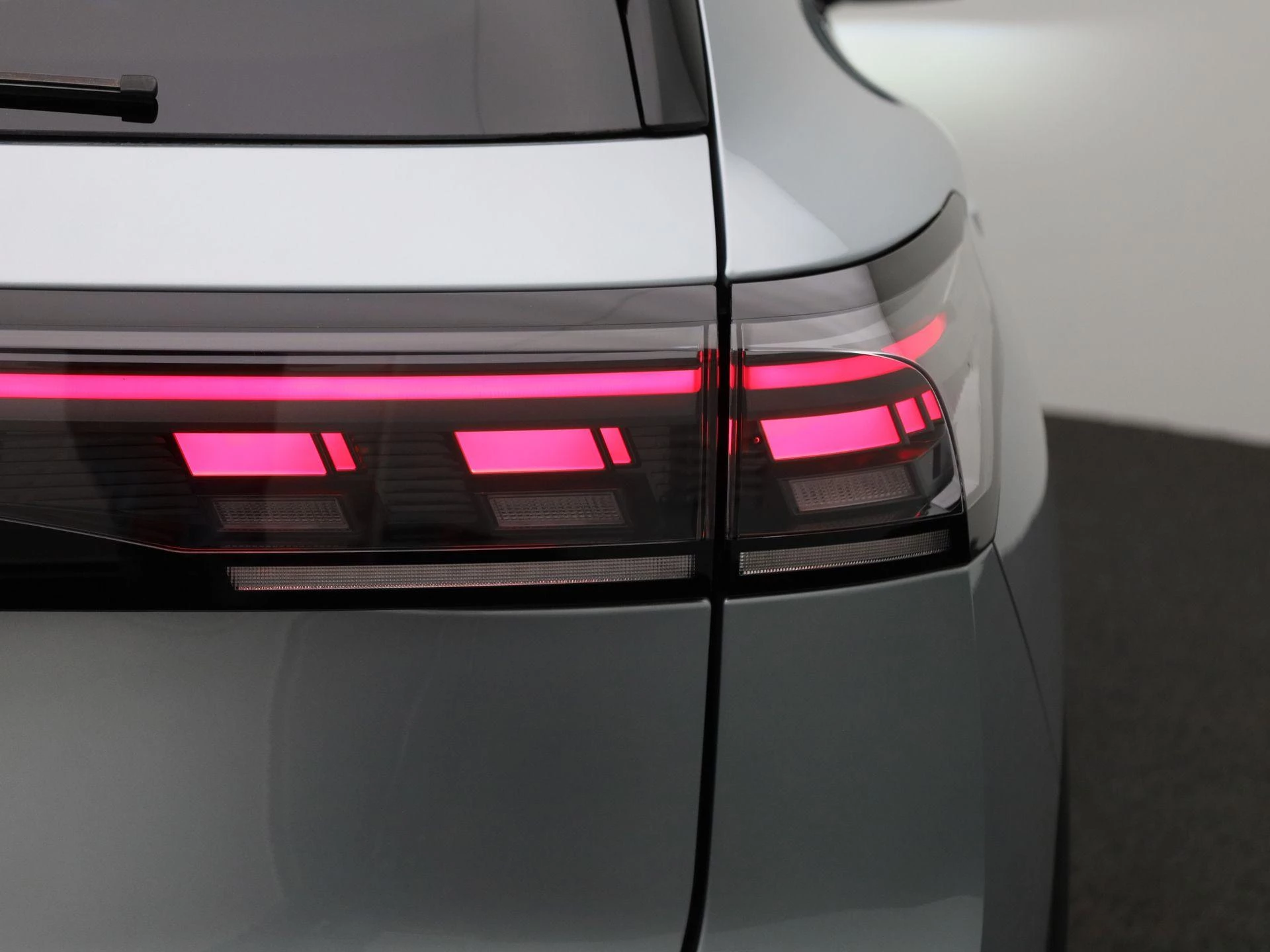 Volkswagen-Tiguan-image-46