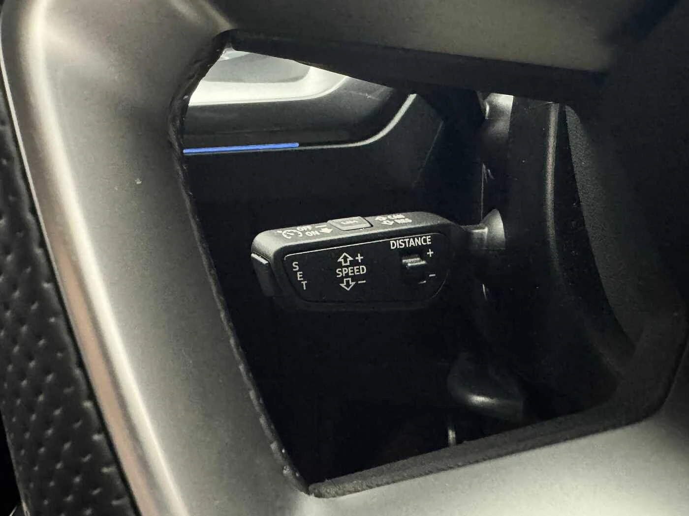 Audi-Q4 e-tron-image-33