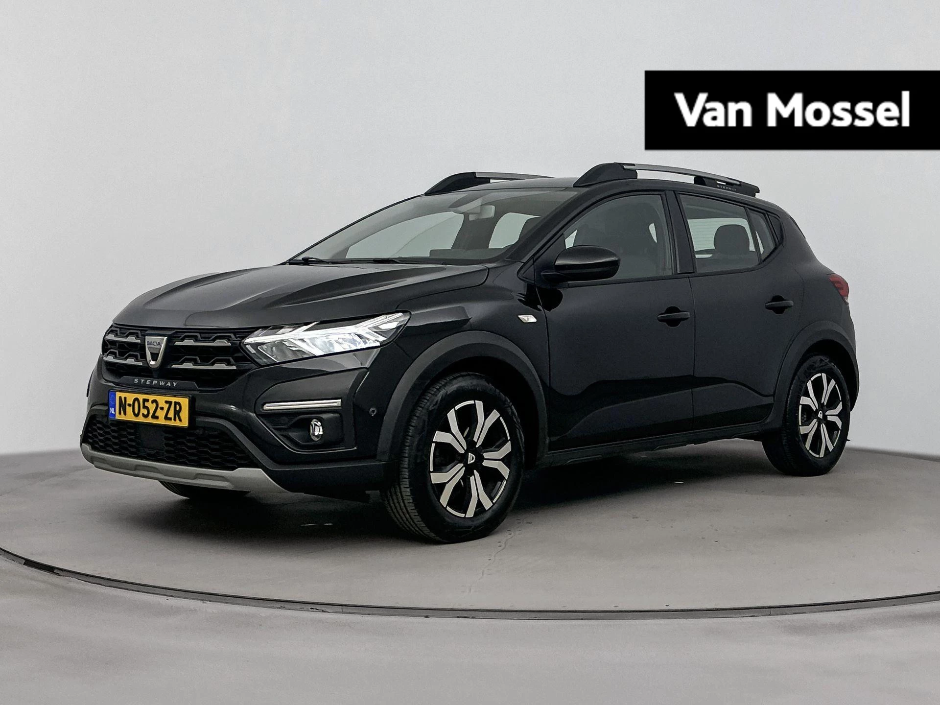 Dacia-Sandero Stepway-image-0