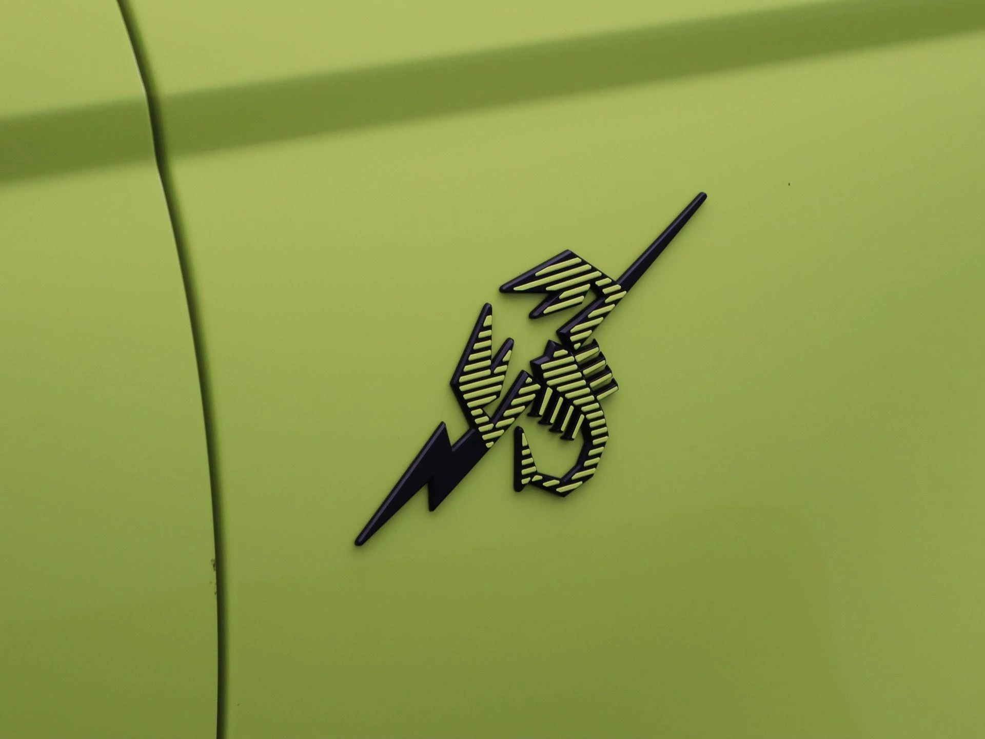 Abarth-500e-image-29