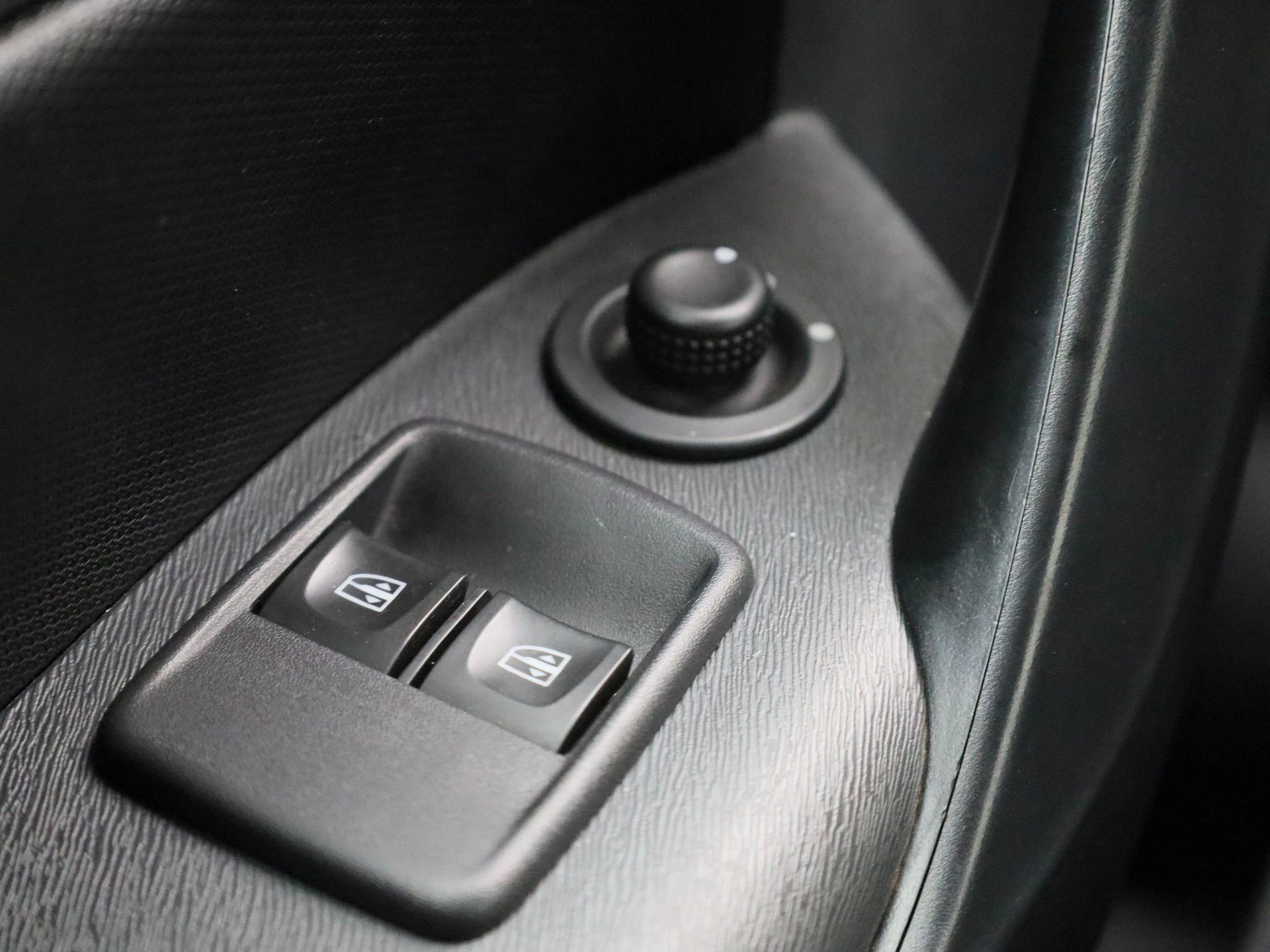 Mercedes-Benz-Citan-image-25