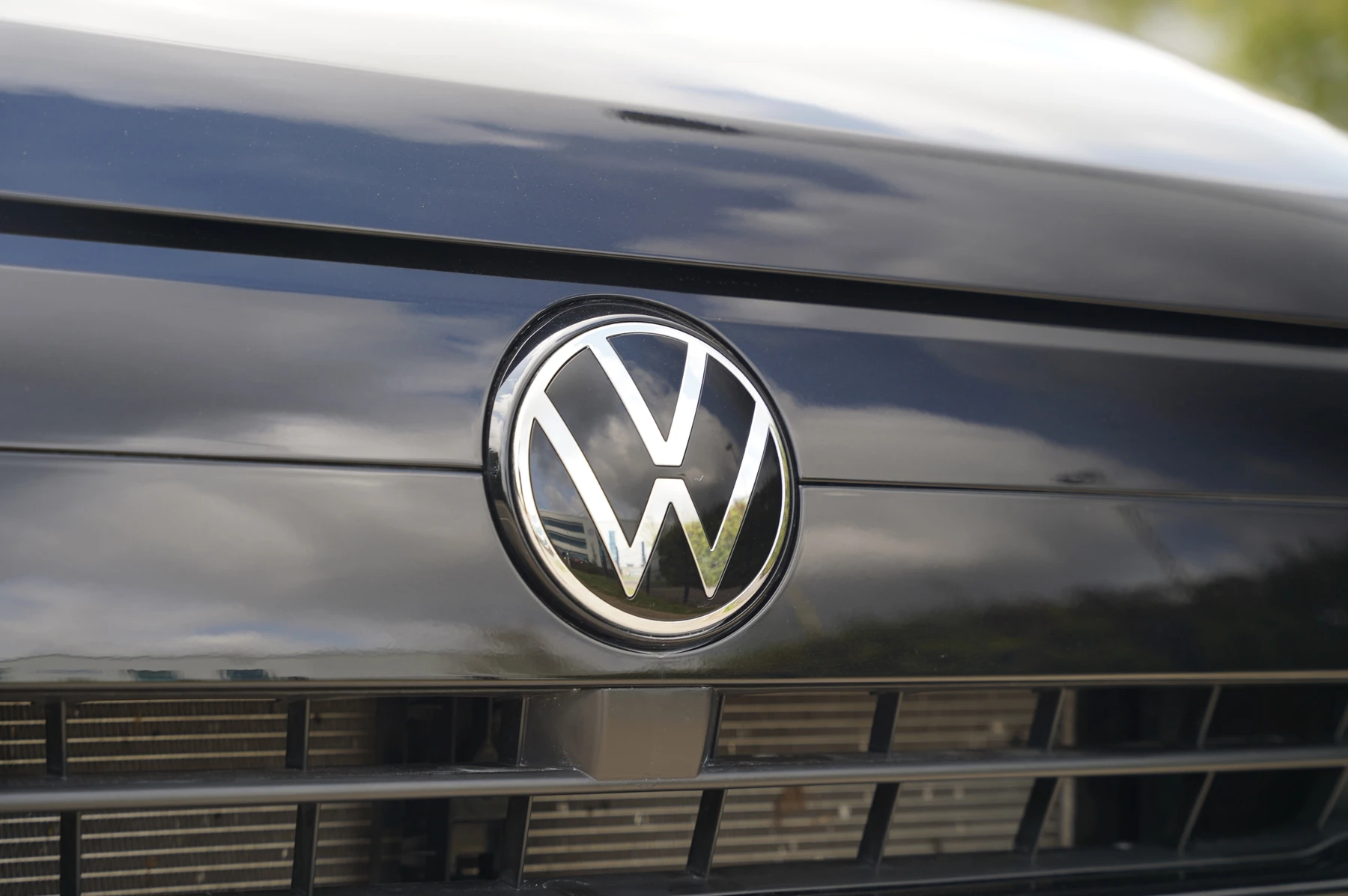 Volkswagen-Transporter-image-40