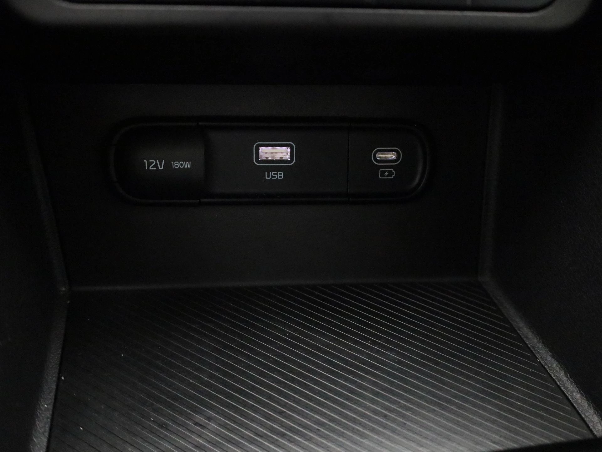 Kia-Sportage-image-22