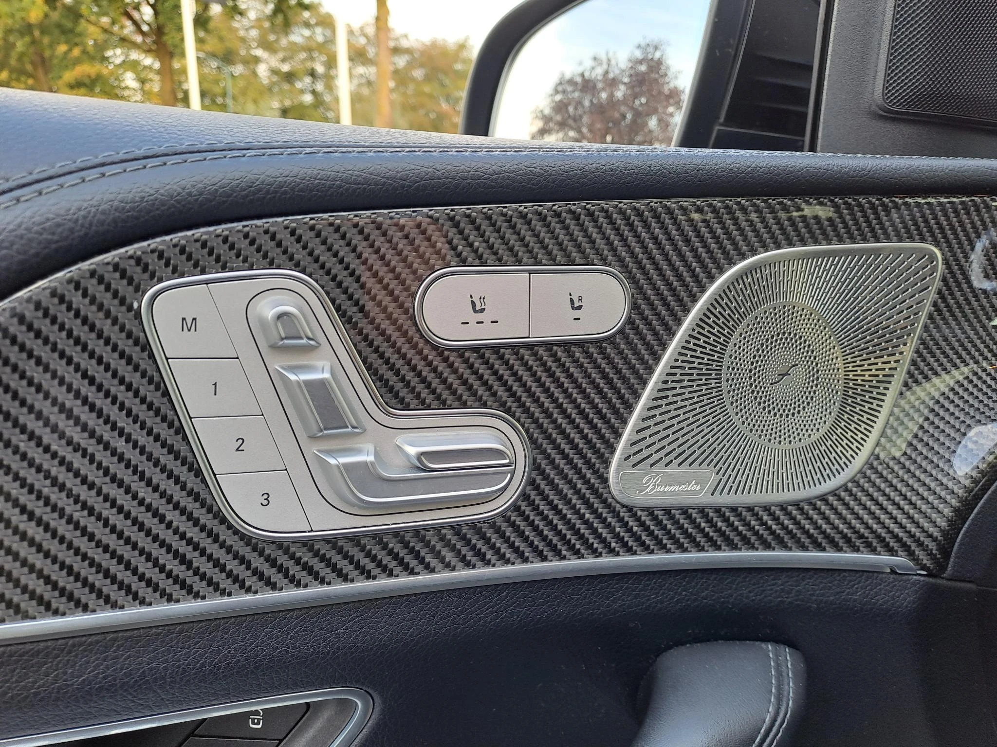 Mercedes-Benz-GLE-image-8