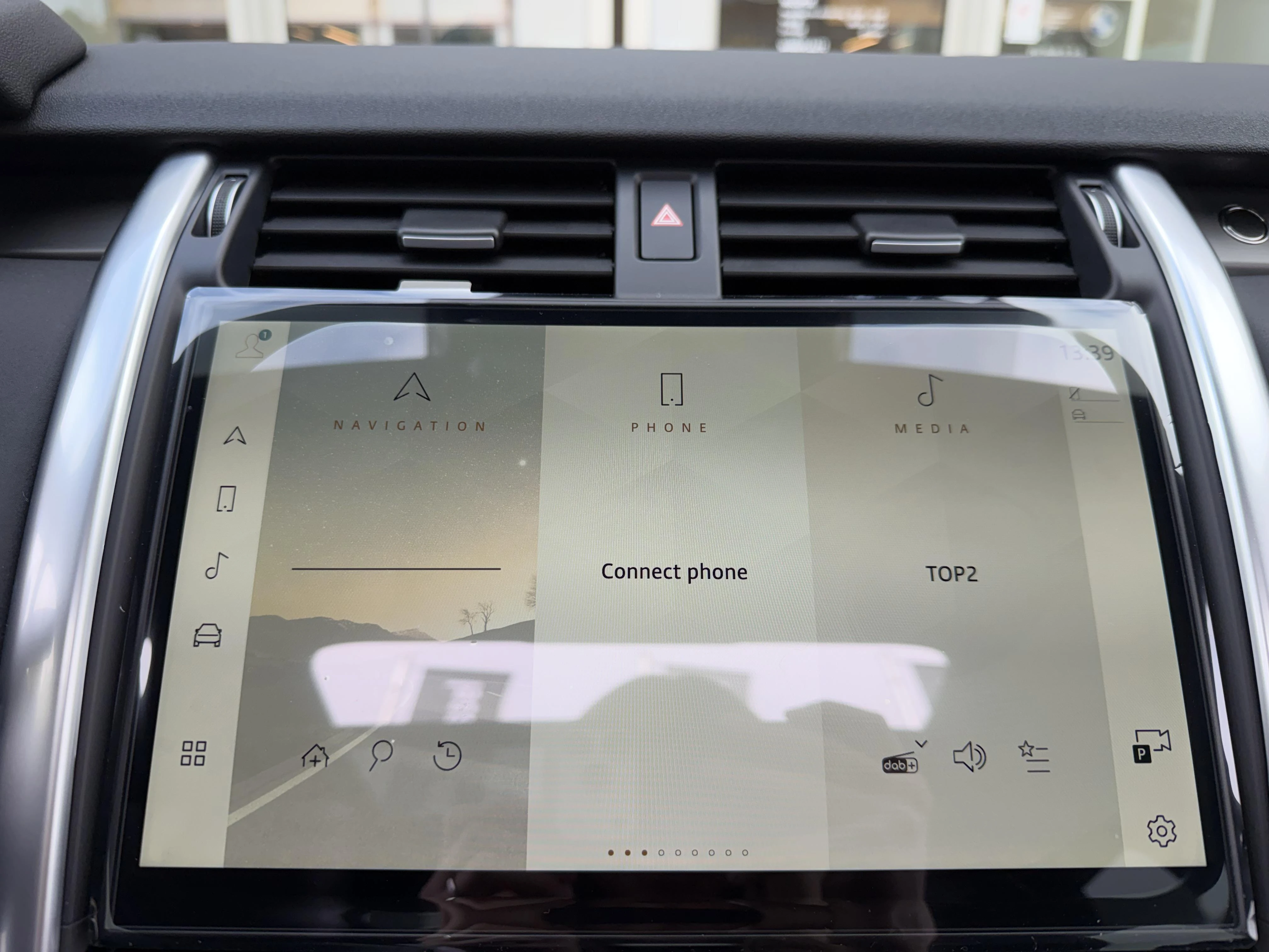 Land Rover-Discovery-image-21
