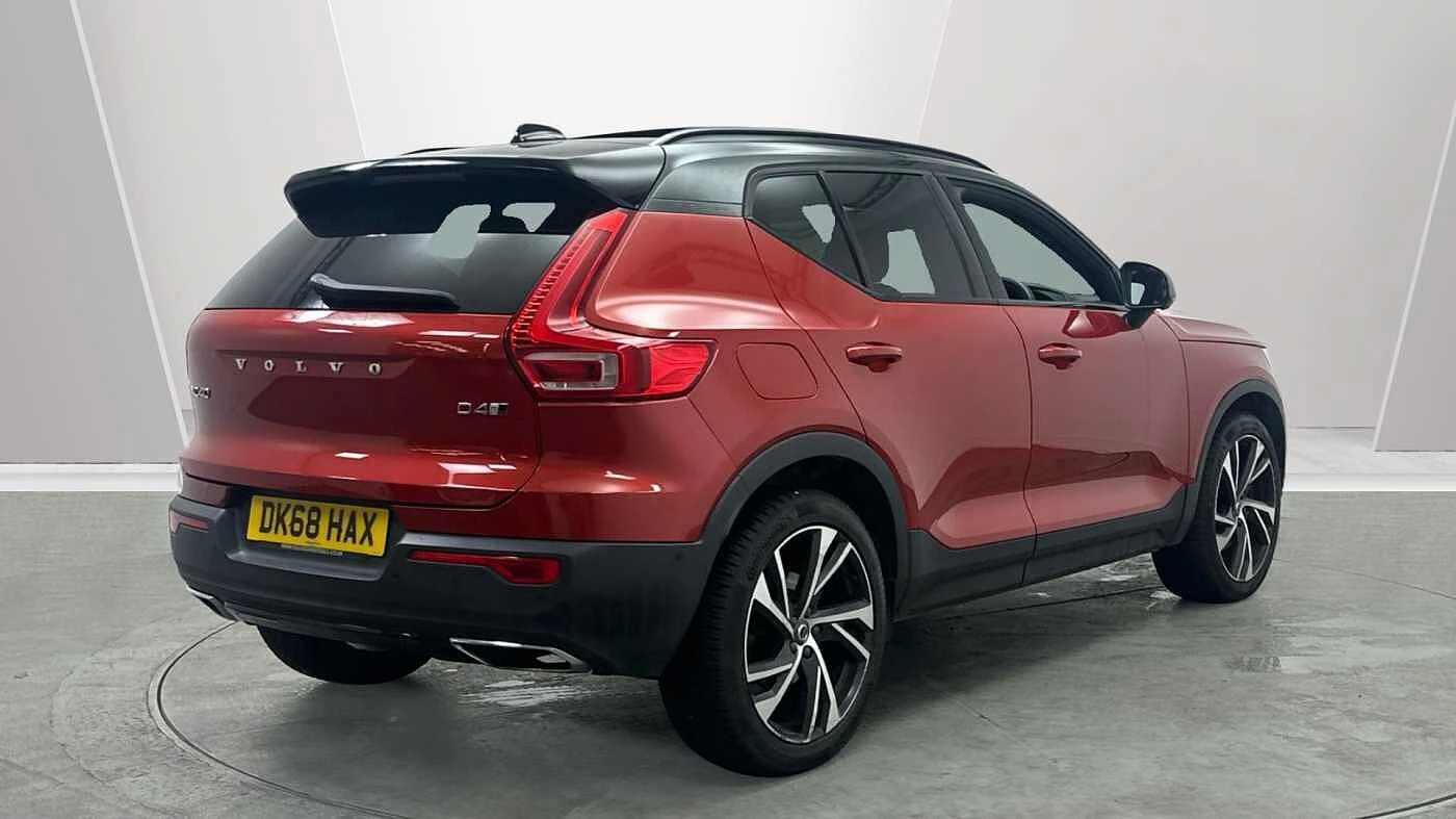 Volvo-XC40-image-1
