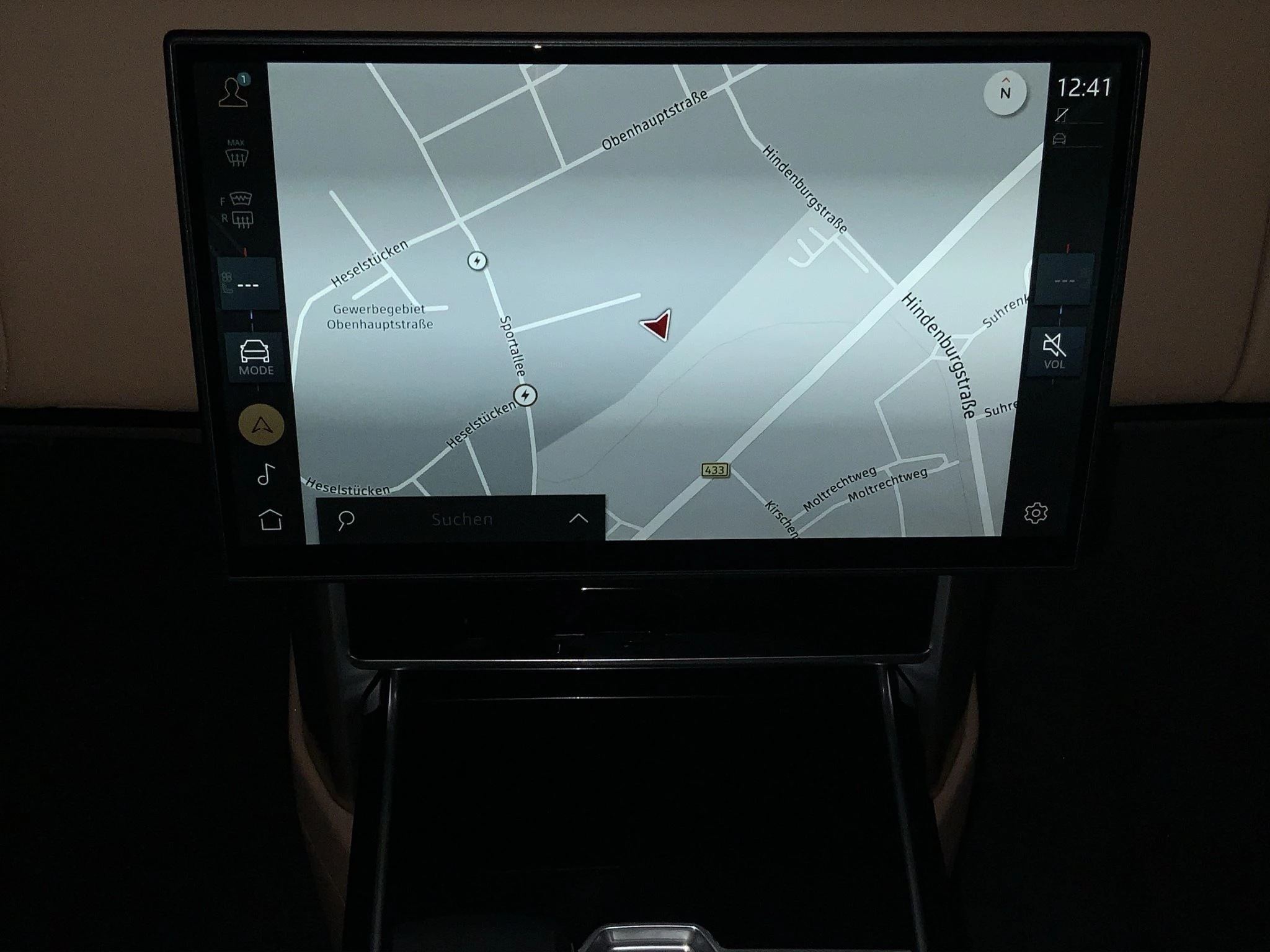 Land Rover-Range Rover-image-14