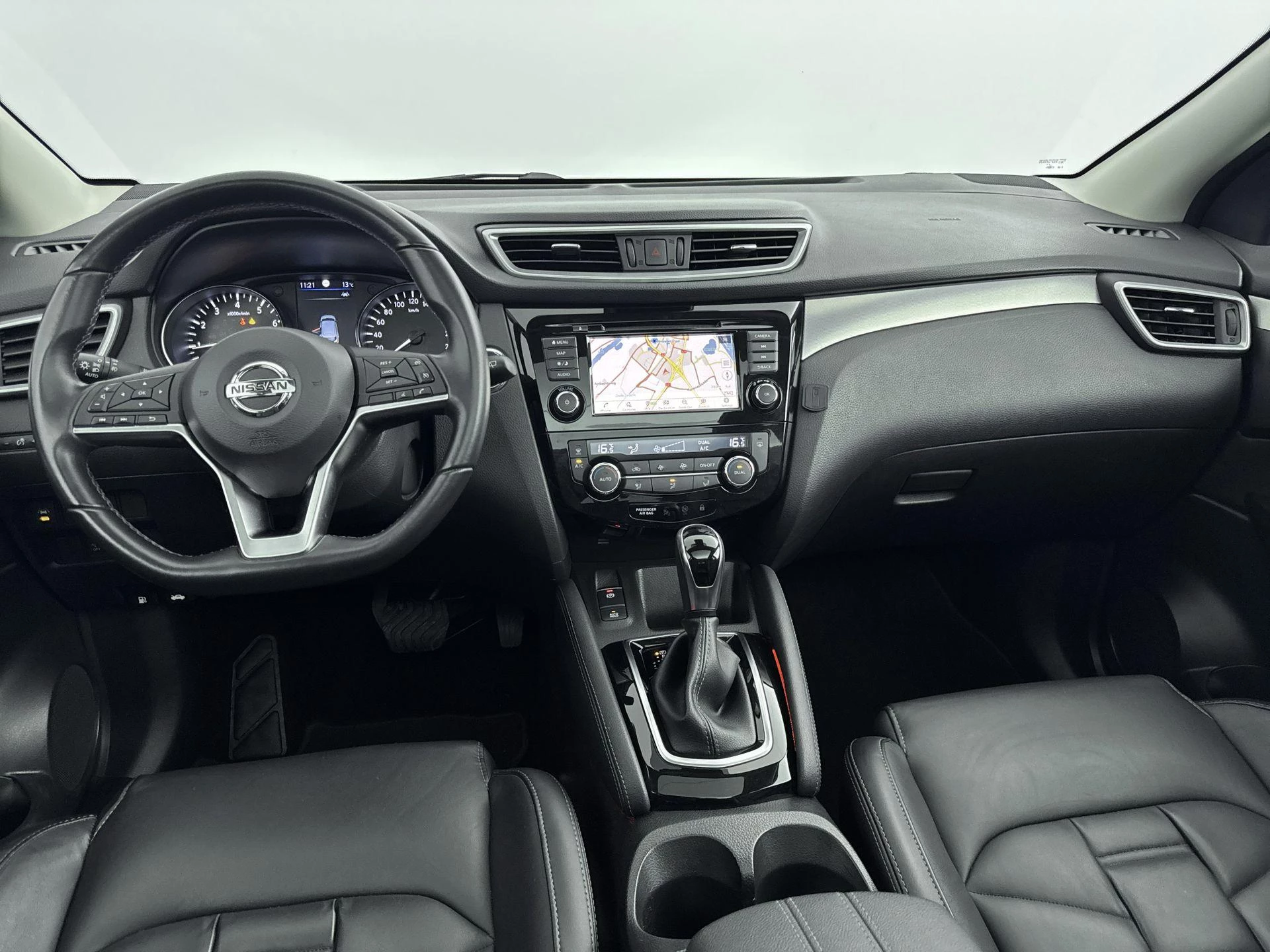 Nissan-QASHQAI-image-33