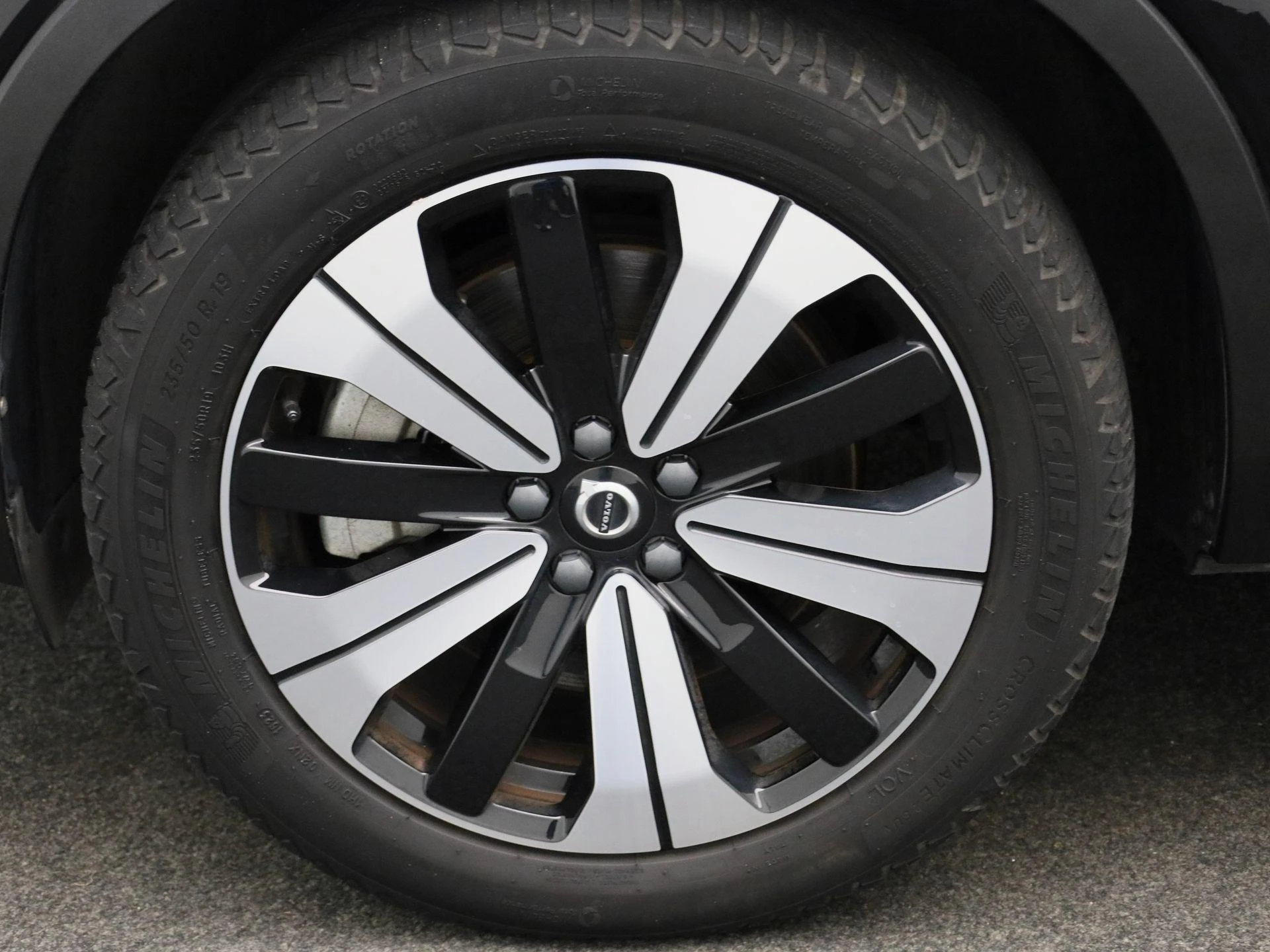 Volvo-XC40-image-15