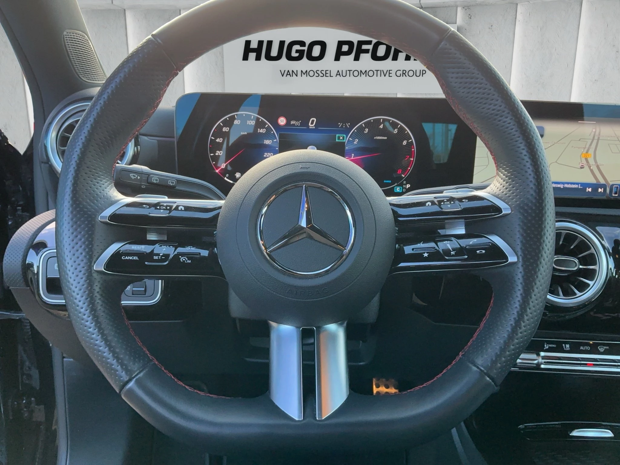 Mercedes-Benz-A-Klasse-image-12